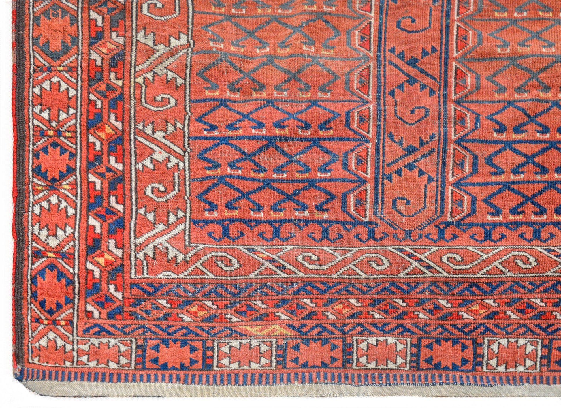 Beautiful Early 20th Century Ersari Turkman rug For Sale
