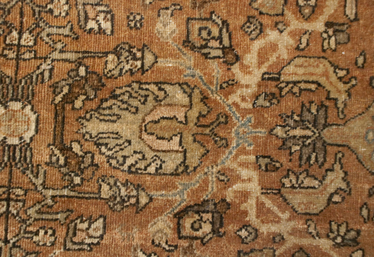 Early 20th Century Mahal Sultanabad Rug For Sale