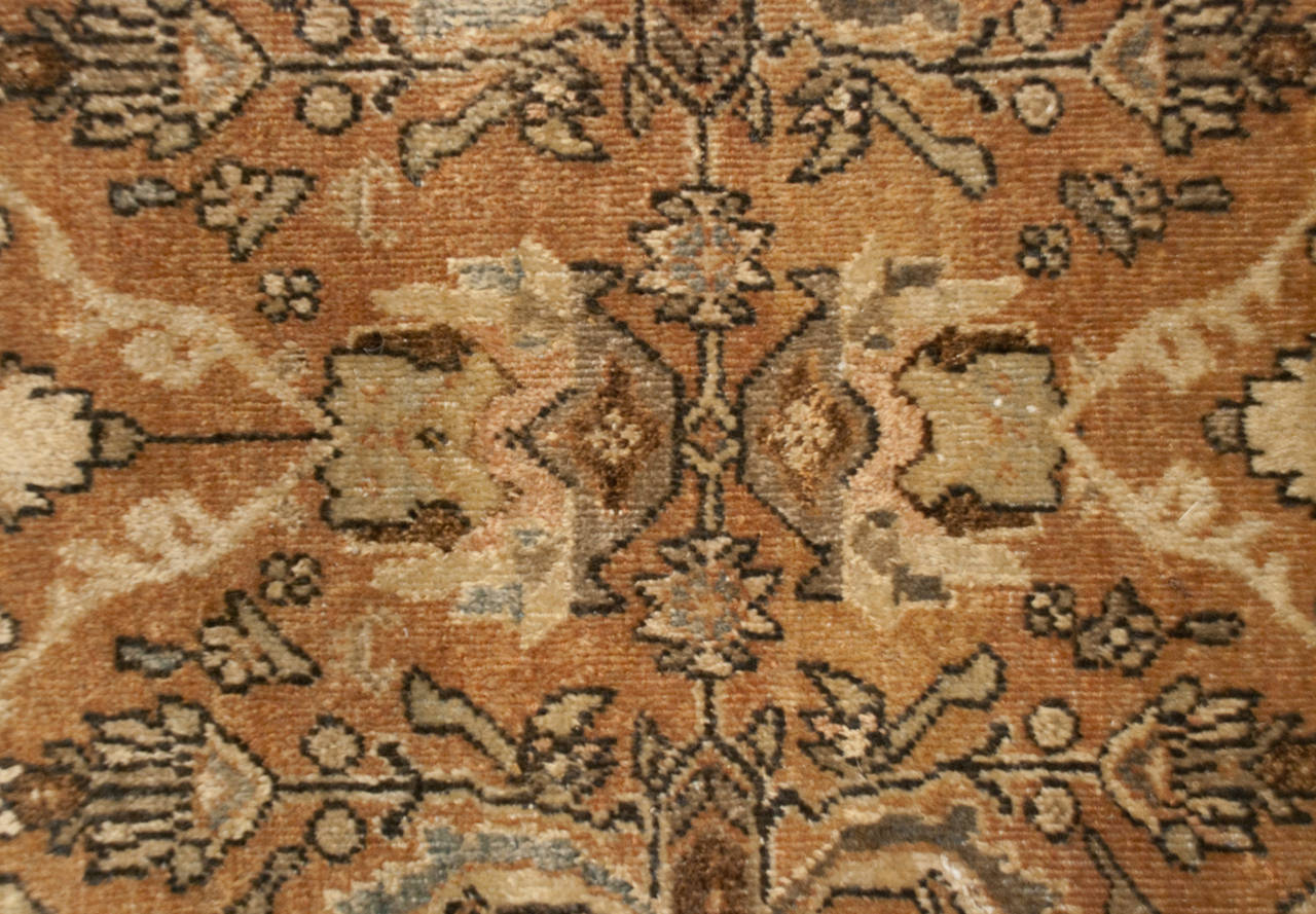 Early 20th Century Mahal Sultanabad Rug For Sale