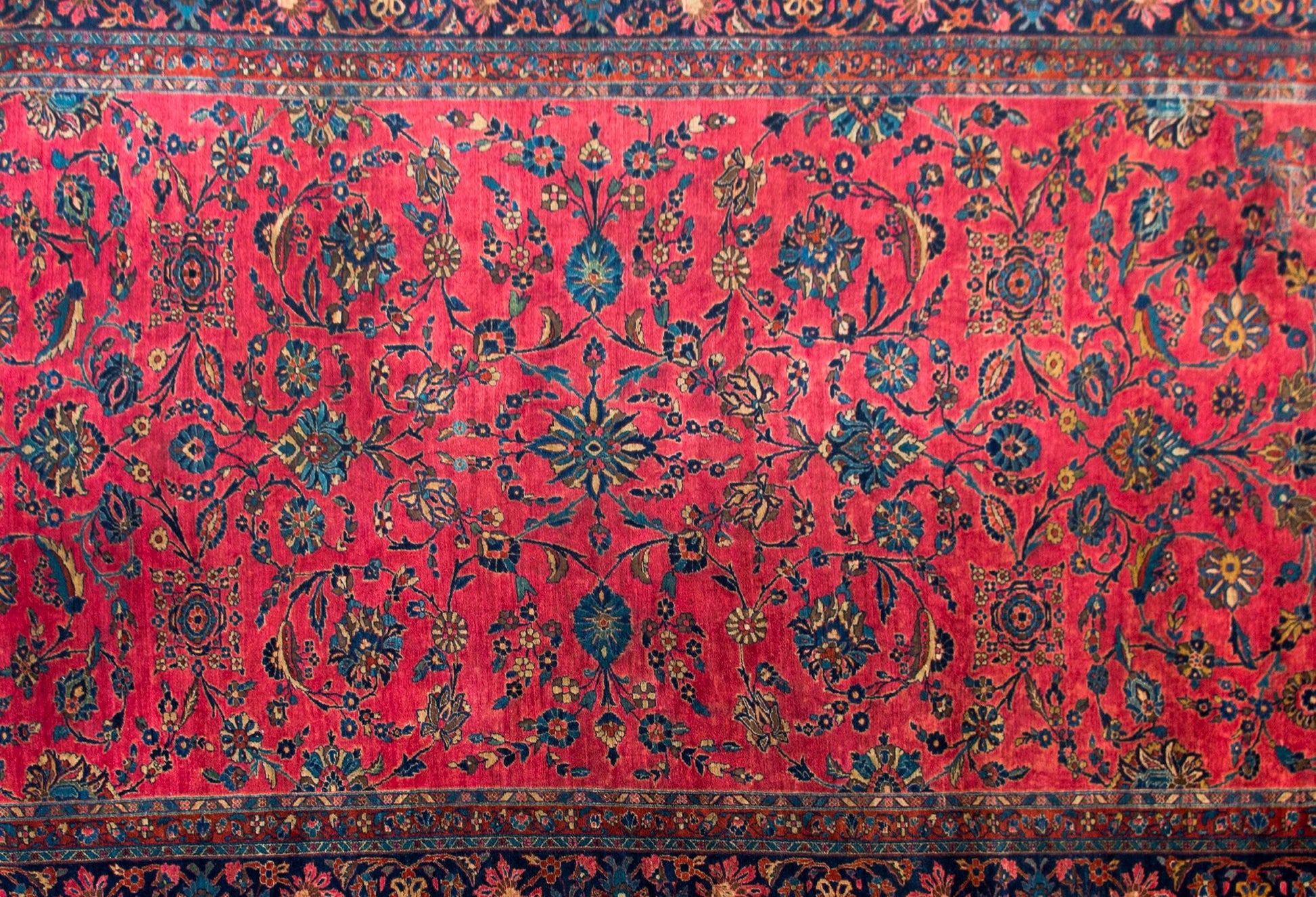 Early 20th Century Persian Sarouk Mahal Rug For Sale