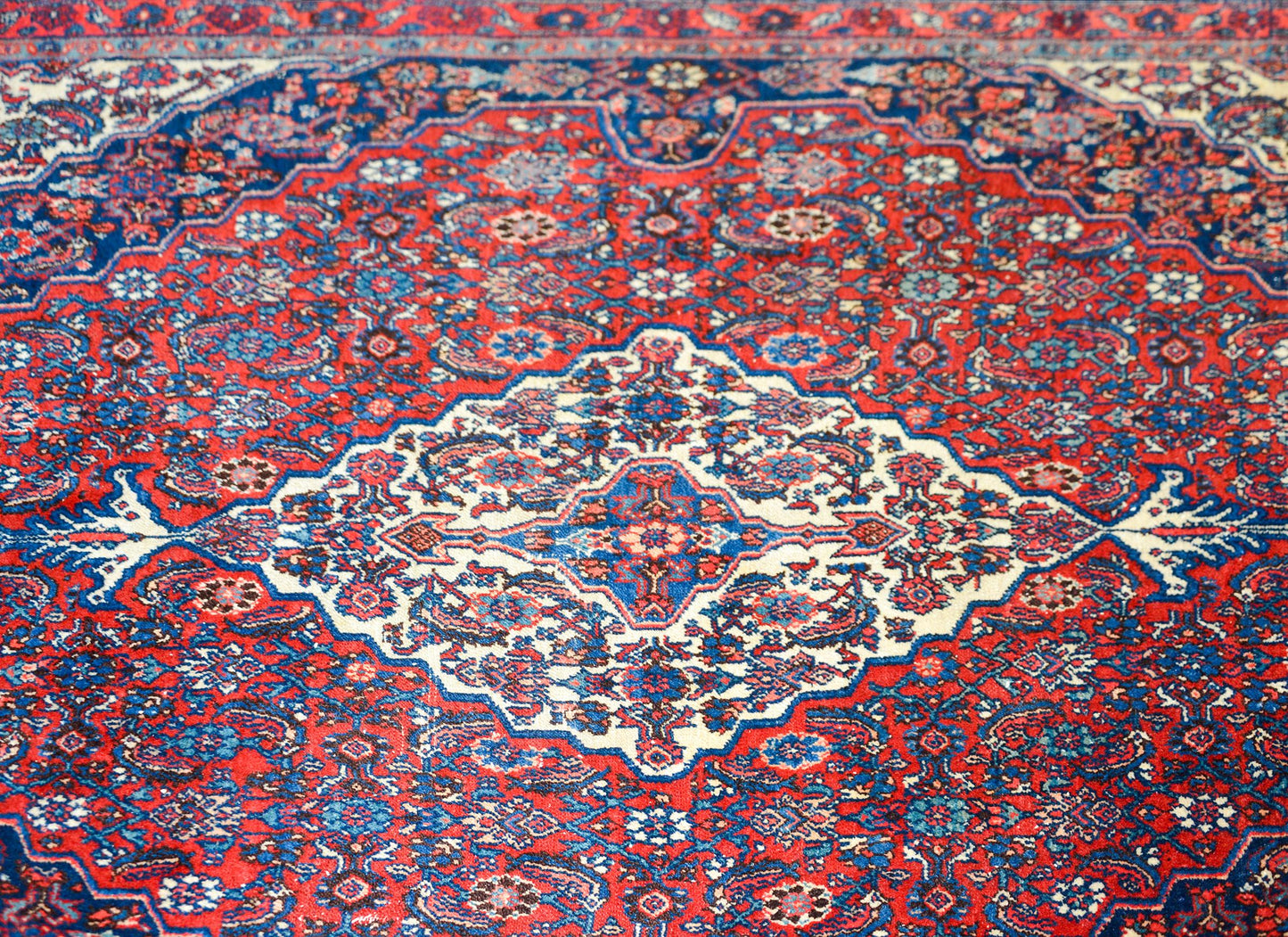 Early 20th Century Persian Bibikabad Rug For Sale