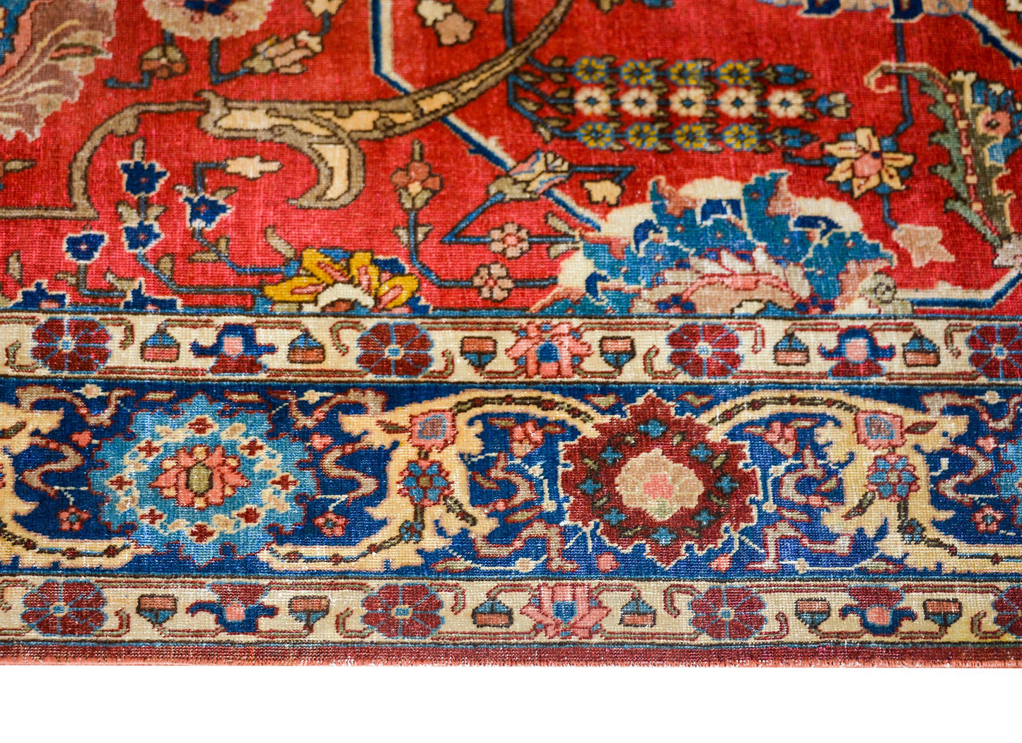 Early 20th Century Persian Tabriz Rug For Sale