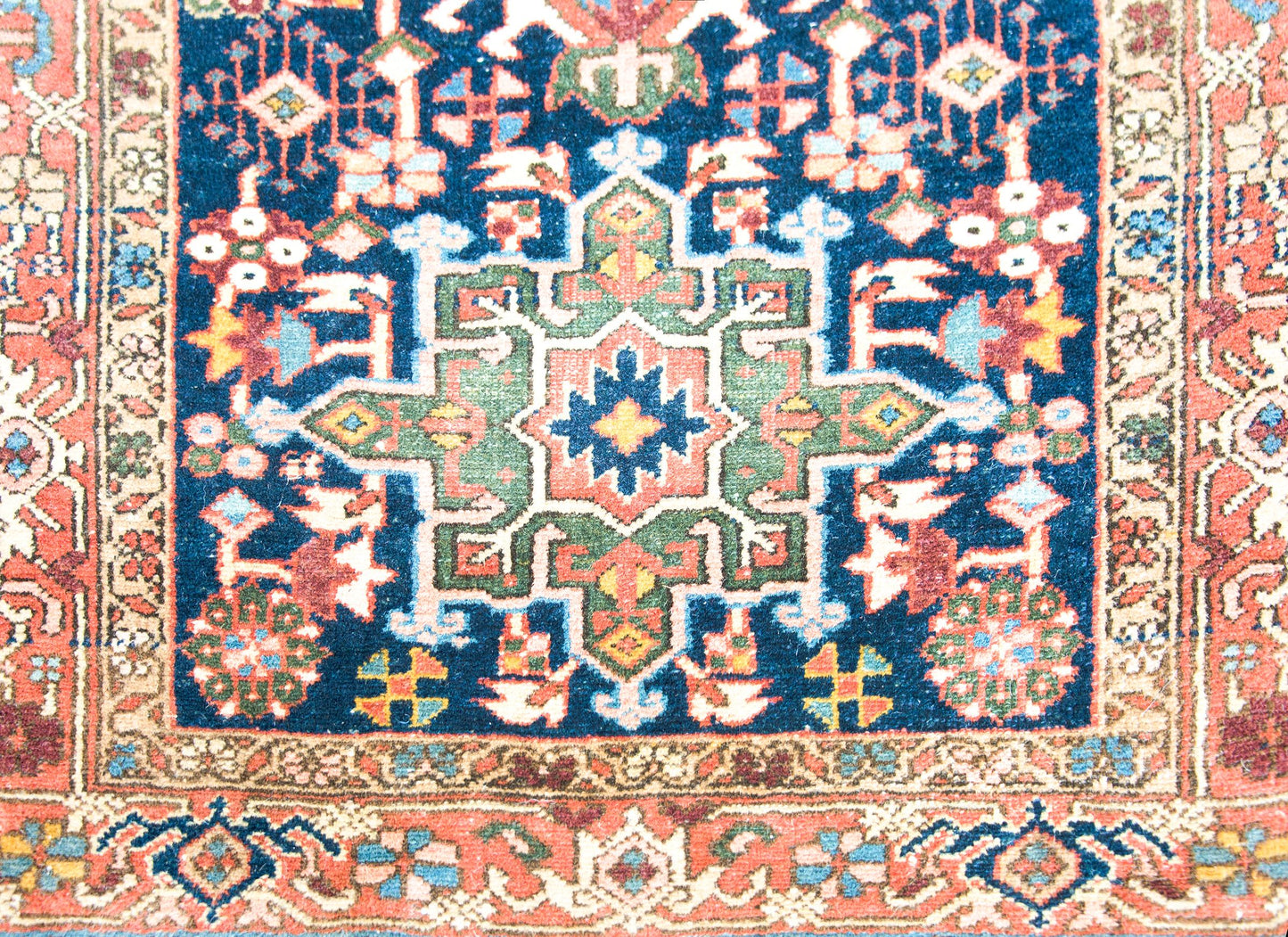 Early 20th Century Persian Heriz Rug For Sale