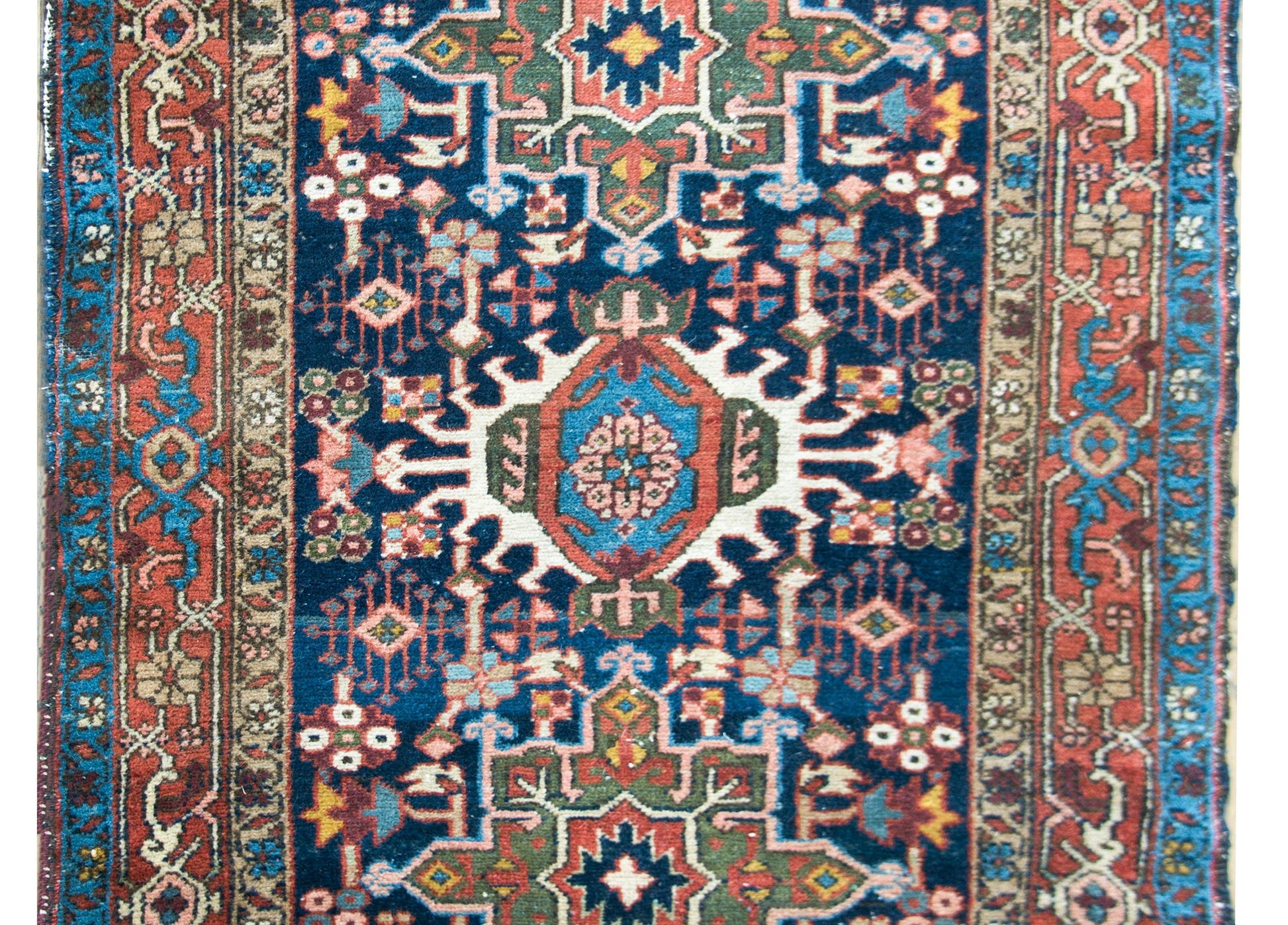 Early 20th Century Persian Heriz Rug For Sale