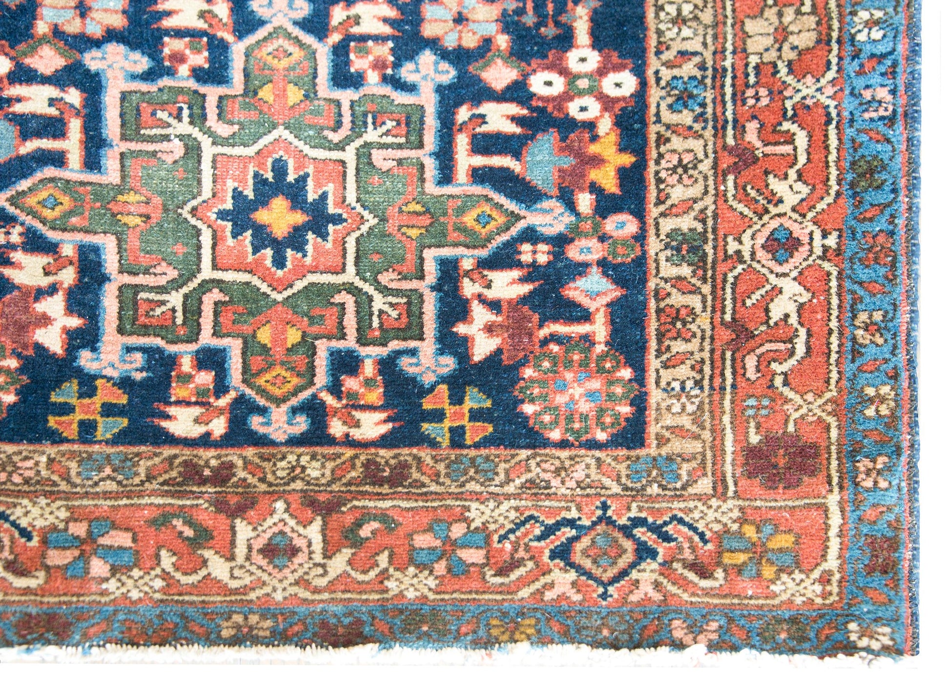 Early 20th Century Persian Heriz Rug For Sale