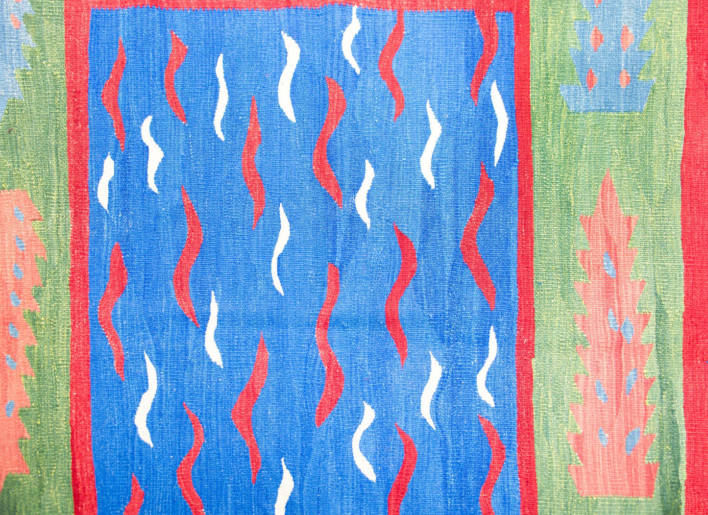 Vintage Turkish Kilim Rug For Sale
