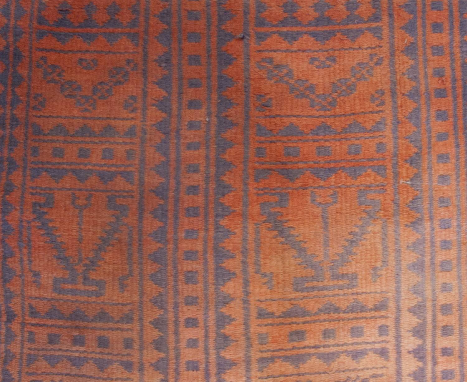 Wonderful Early 20th Century Saveh Kilim Rug For Sale