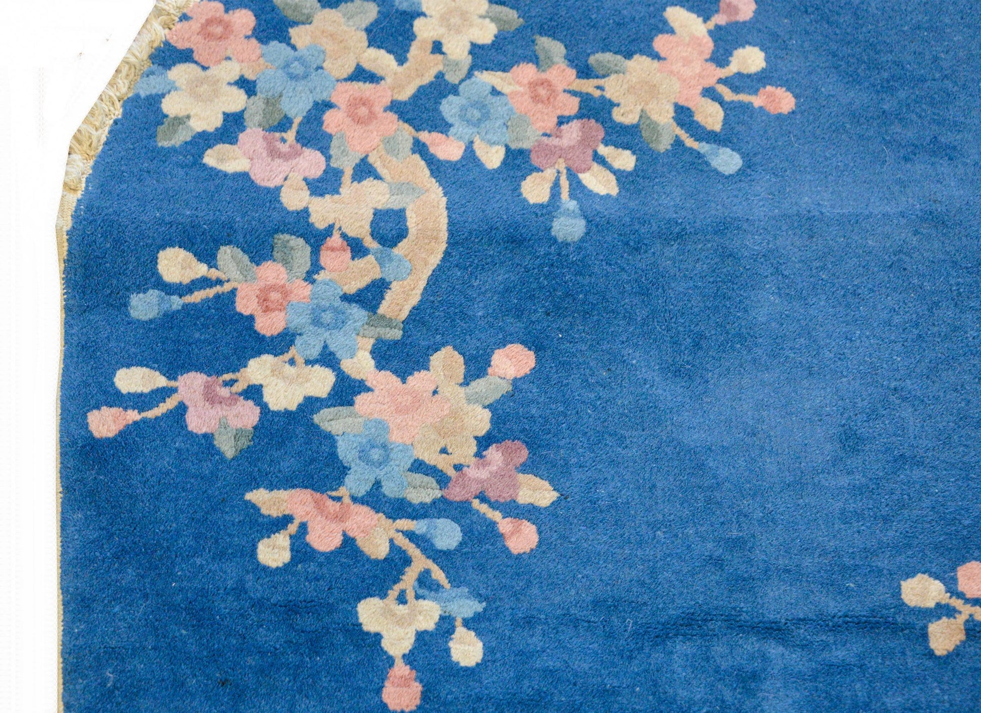 Pair of Early 20th Century Chinese Art Deco Oval Rugs For Sale