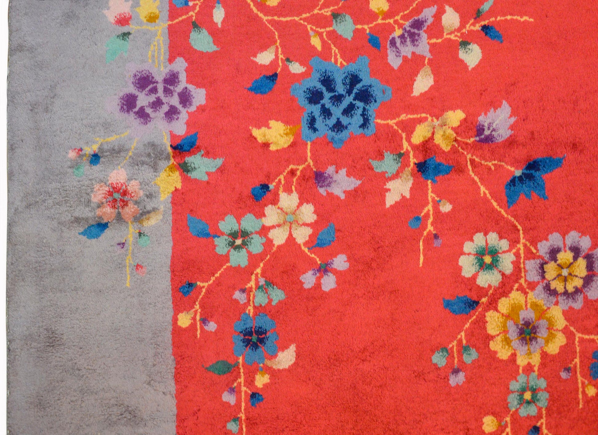 Gorgeous Early 20th Century Chinese Art Deco Rug For Sale