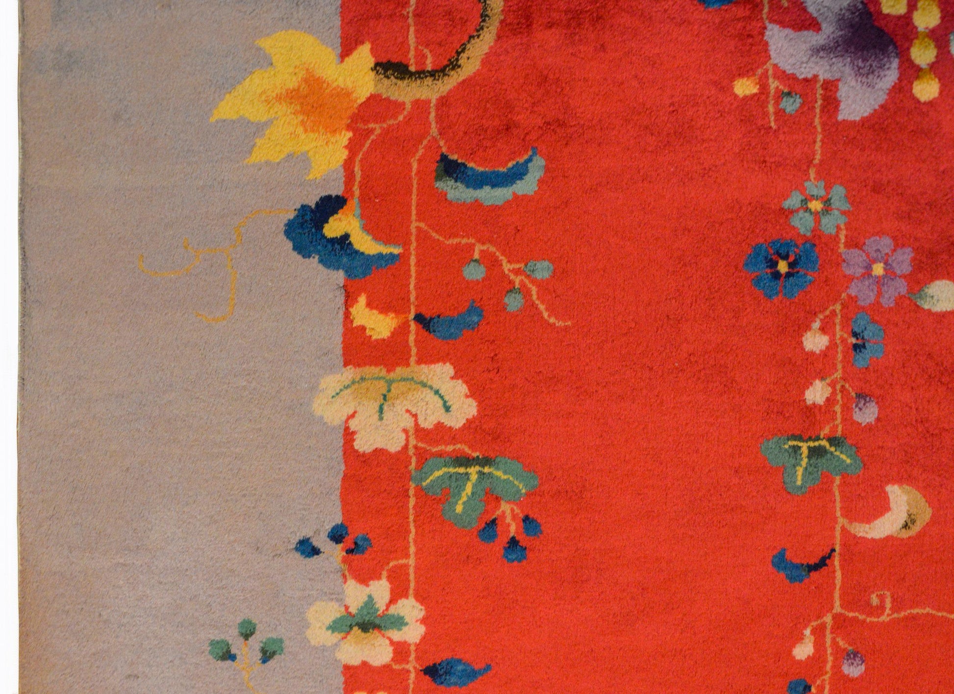 Gorgeous Early 20th Century Chinese Art Deco Rug For Sale