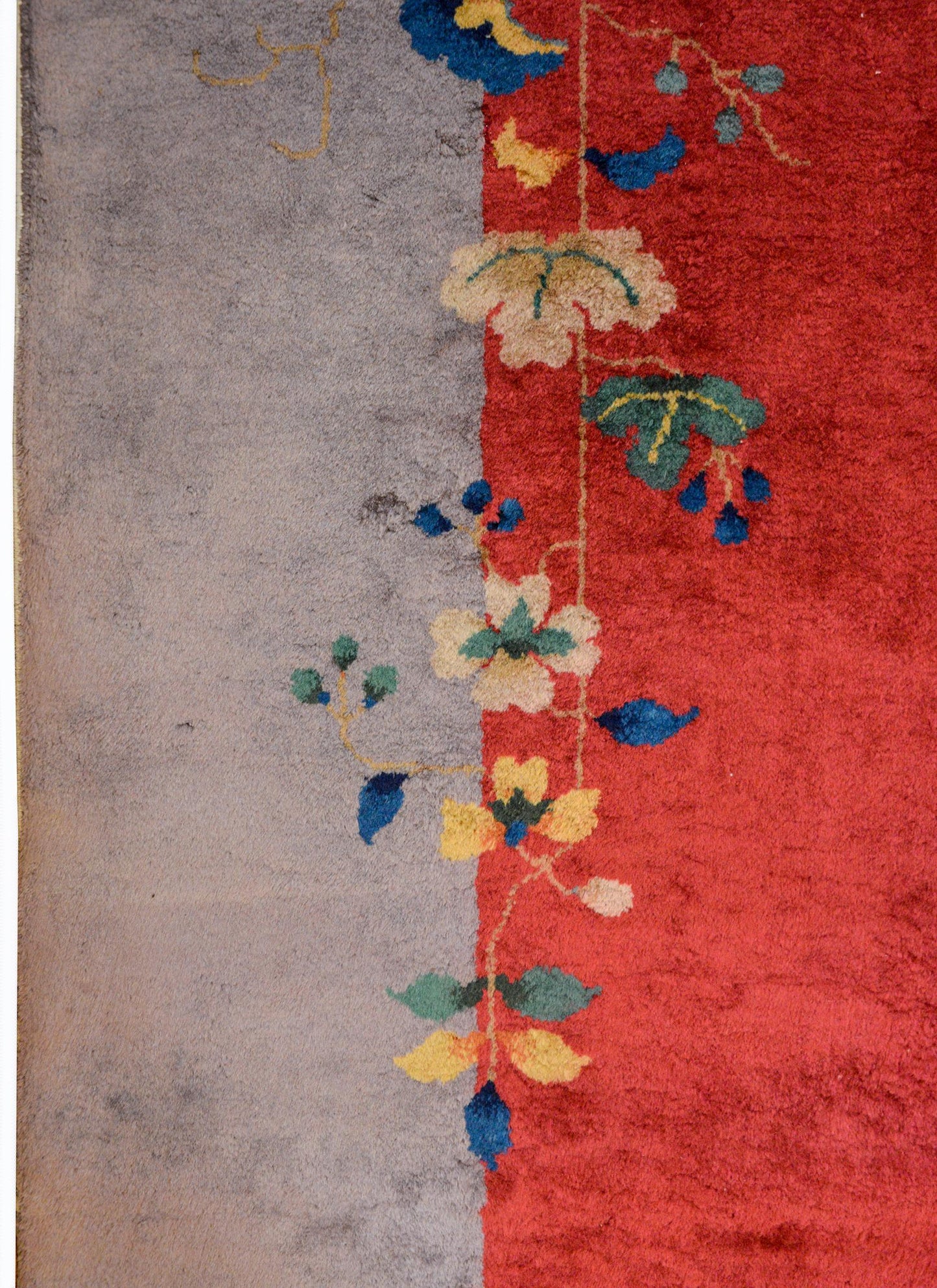 Gorgeous Early 20th Century Chinese Art Deco Rug For Sale