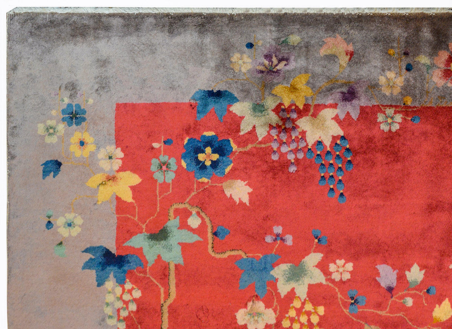 Gorgeous Early 20th Century Chinese Art Deco Rug For Sale