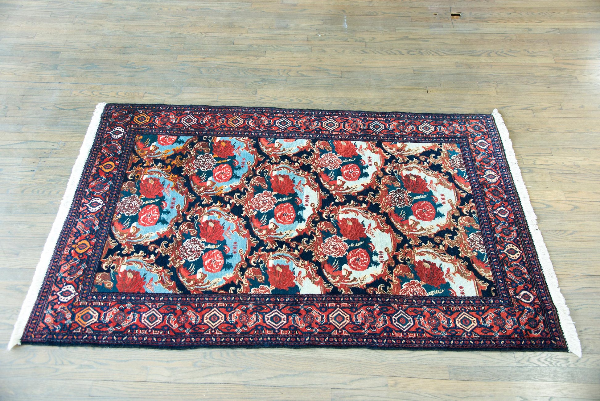 Early 20th Century Senneh Rug For Sale