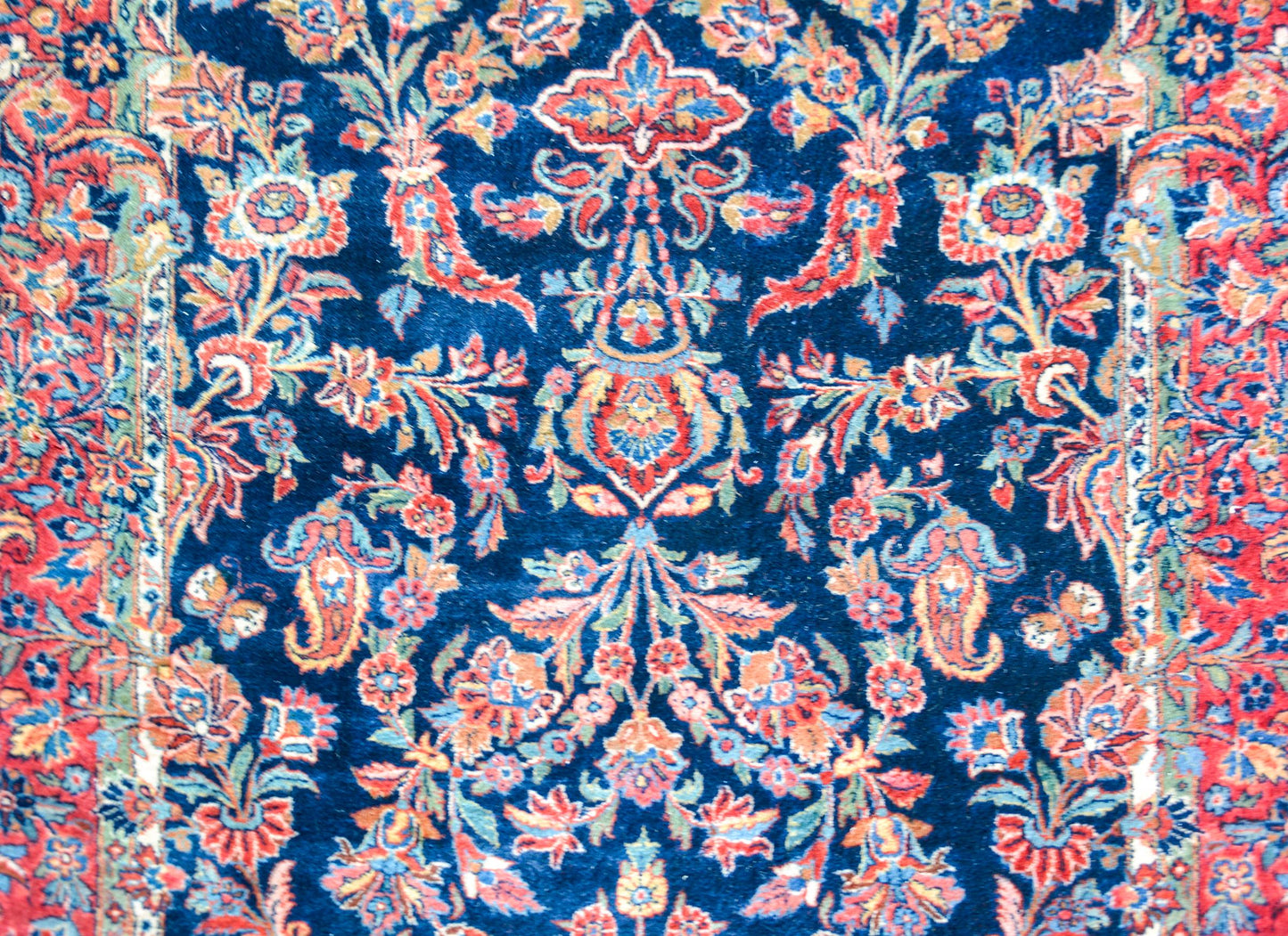 Early 20th Century Persian Kashan Rug For Sale