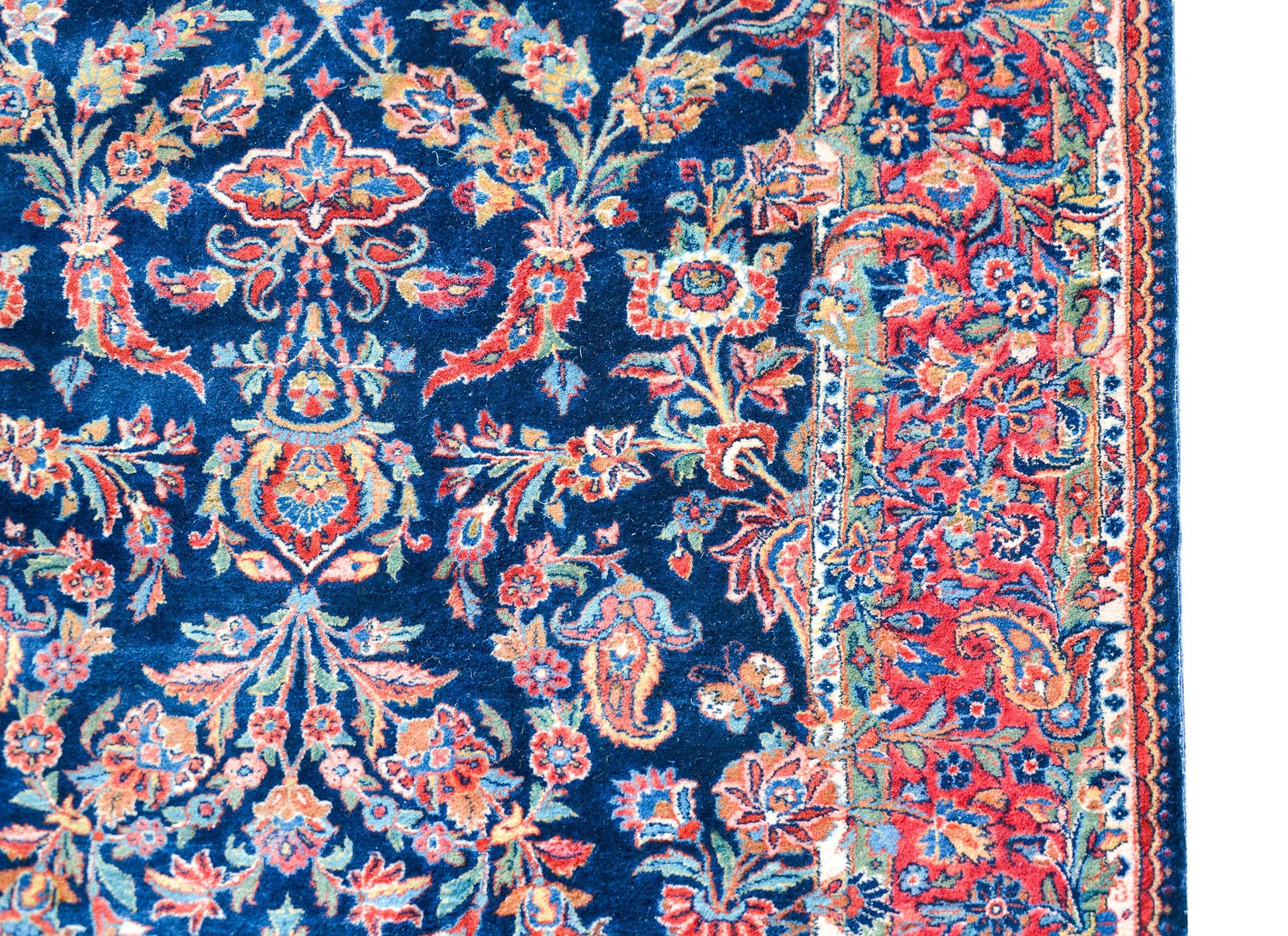 Early 20th Century Persian Kashan Rug For Sale