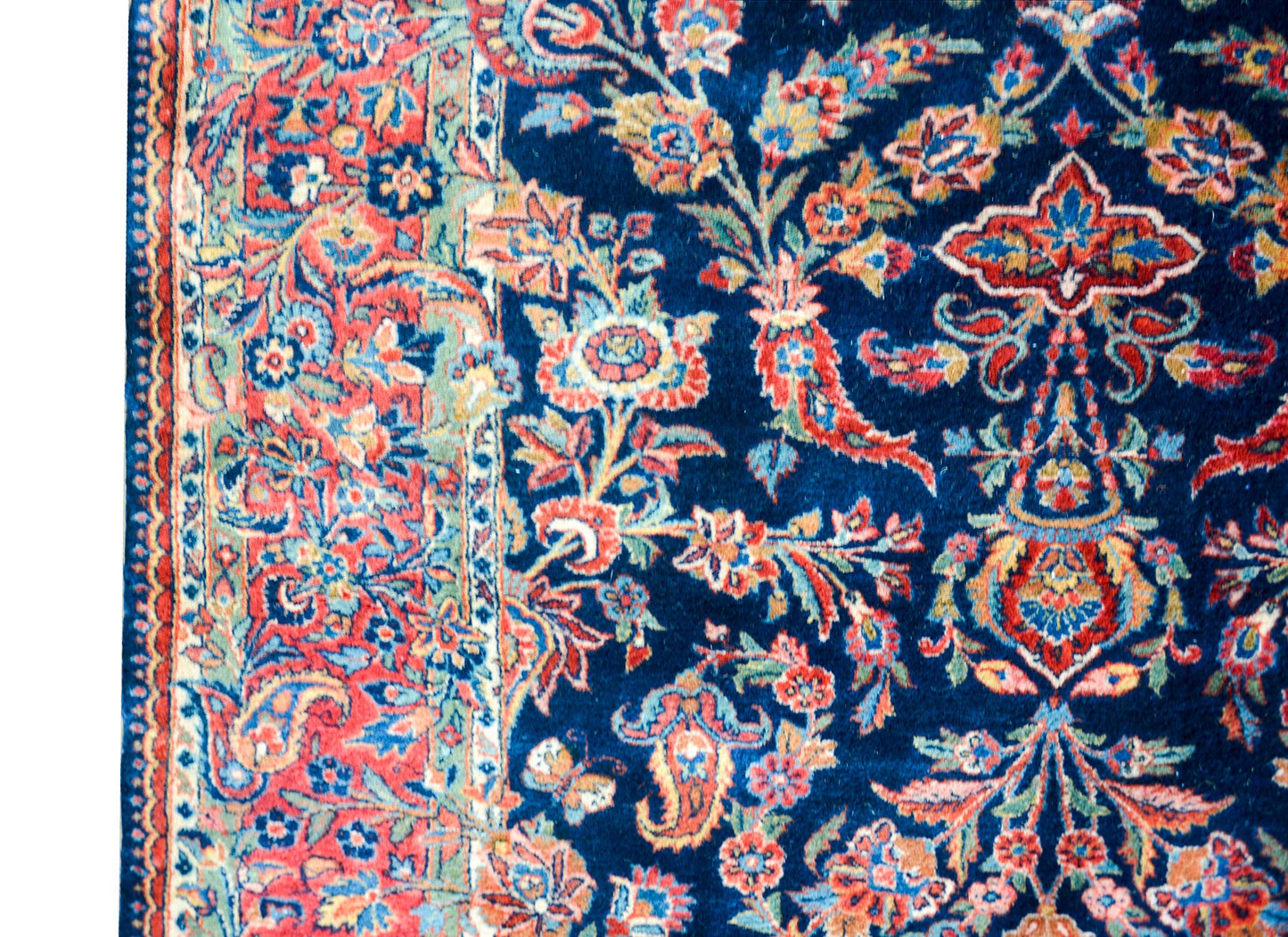 Early 20th Century Persian Kashan Rug For Sale
