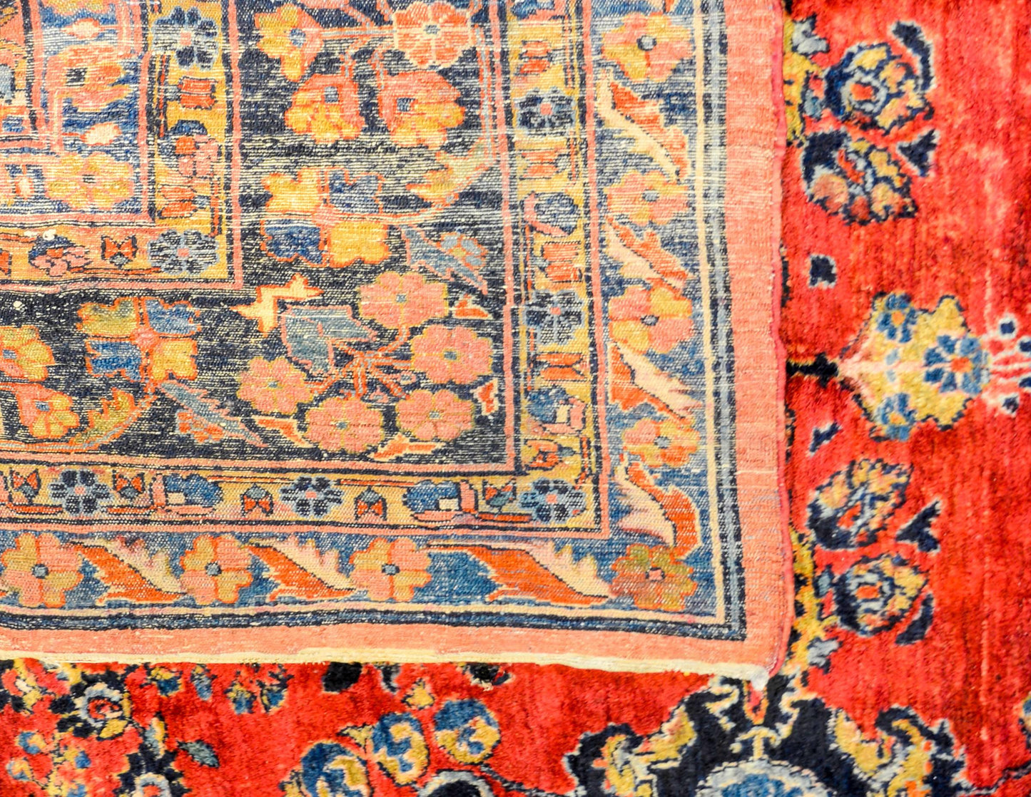 Amazing Early 20th Century Lilihan Rug For Sale