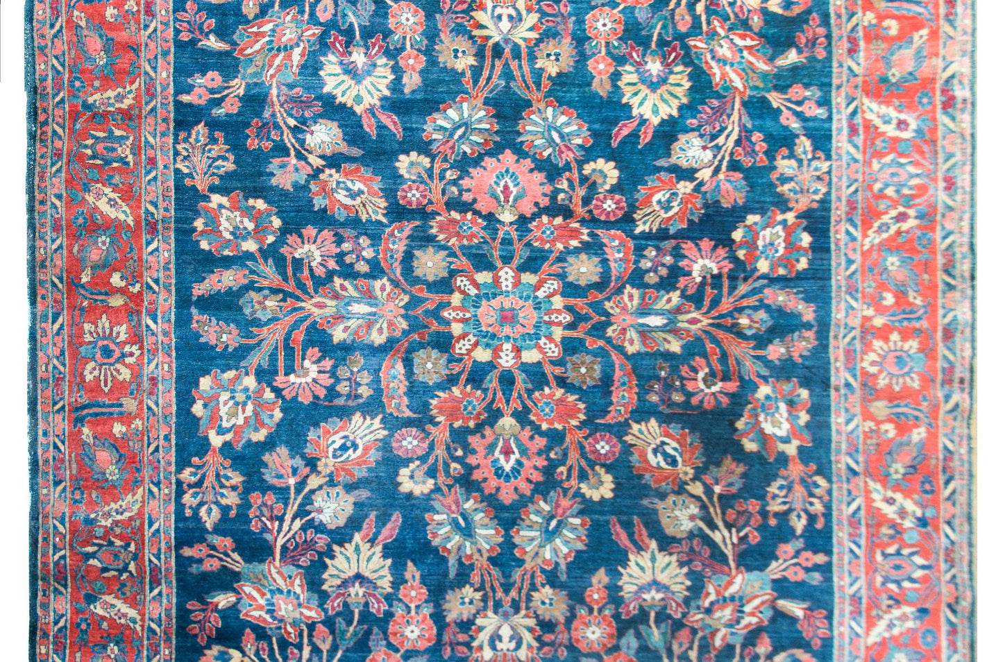 Early 20ty Century Persian Mohajeran Rug For Sale