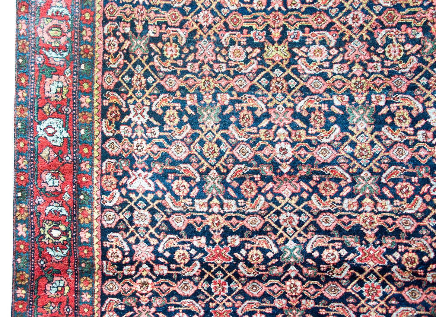 Early 20th Century Persian Bidjar Rug For Sale