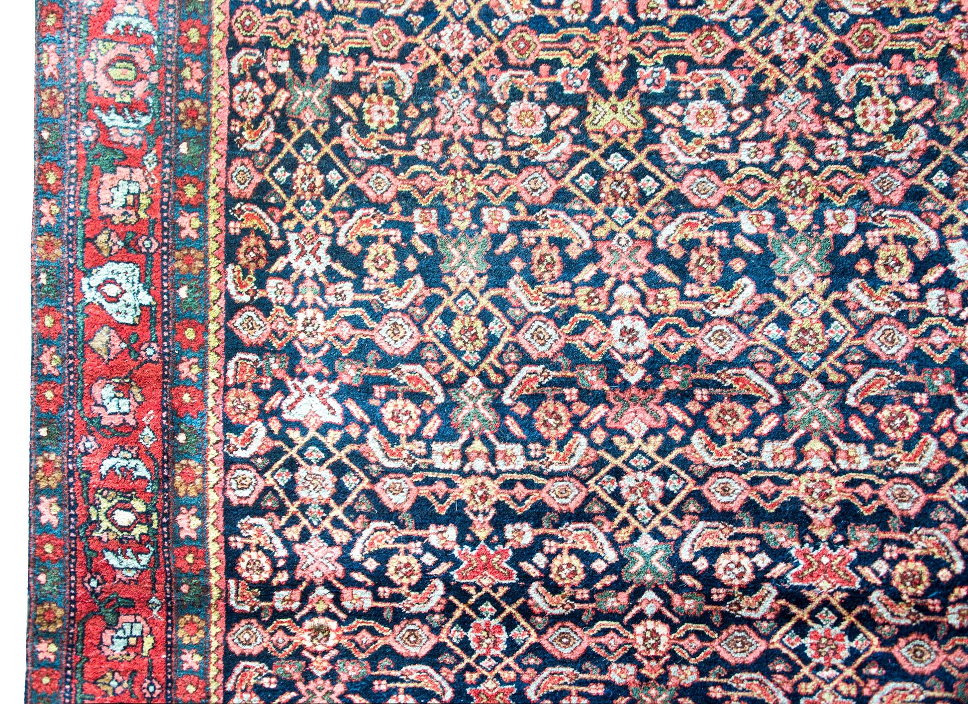 Early 20th Century Persian Bidjar Rug For Sale
