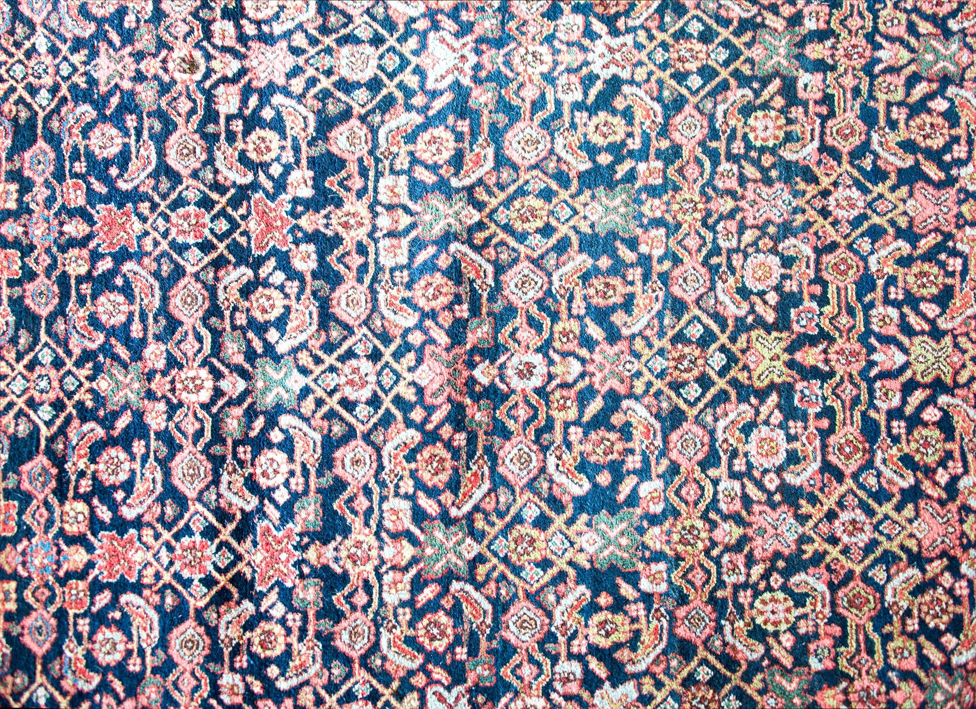 Early 20th Century Persian Bidjar Rug For Sale