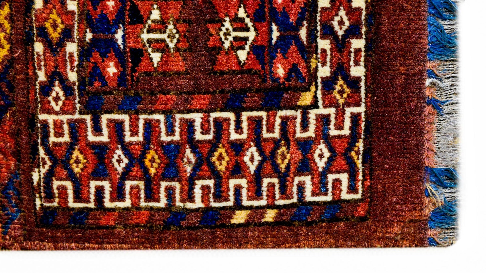 Beautiful 19th Century Yamut Rug For Sale