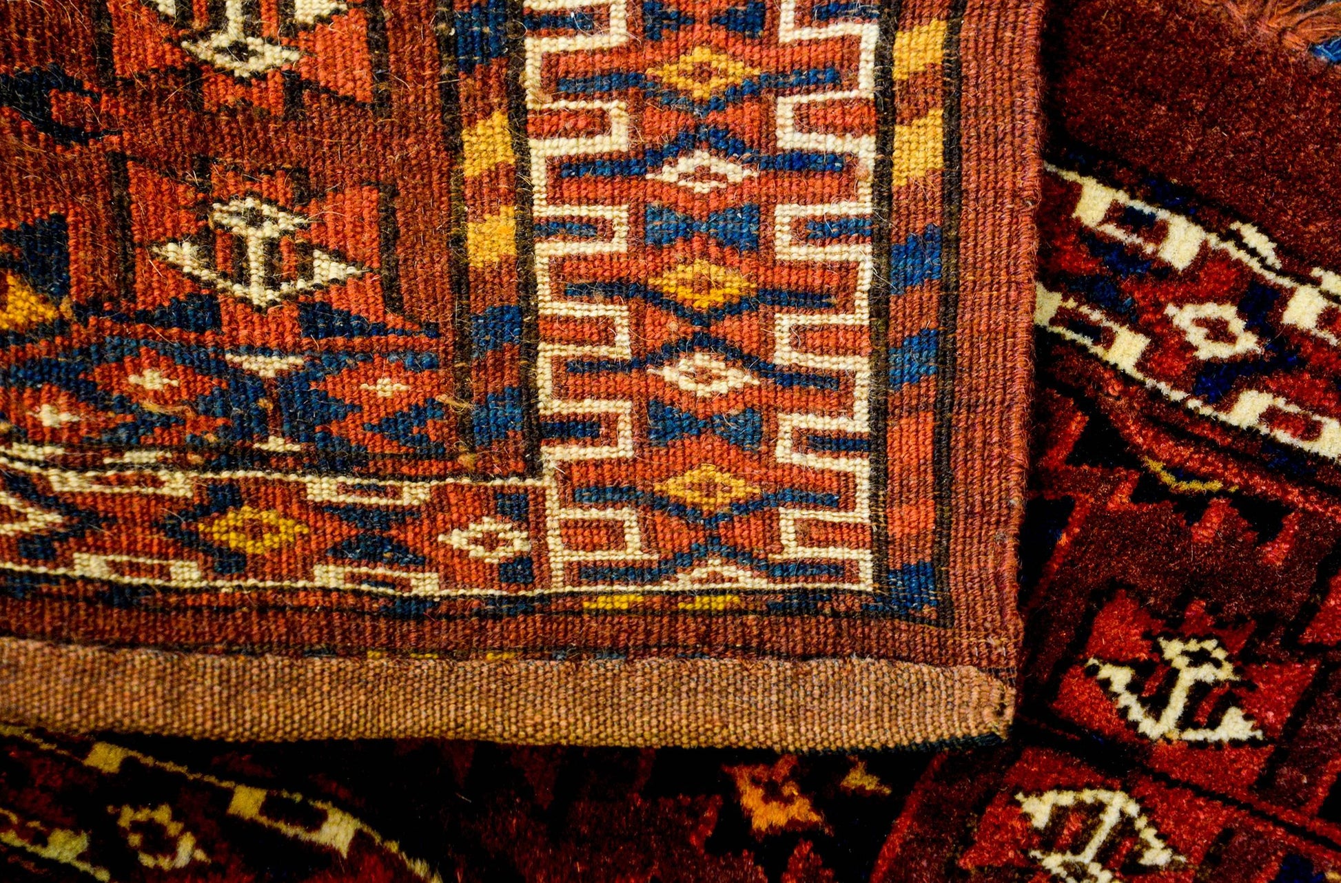 Beautiful 19th Century Yamut Rug For Sale