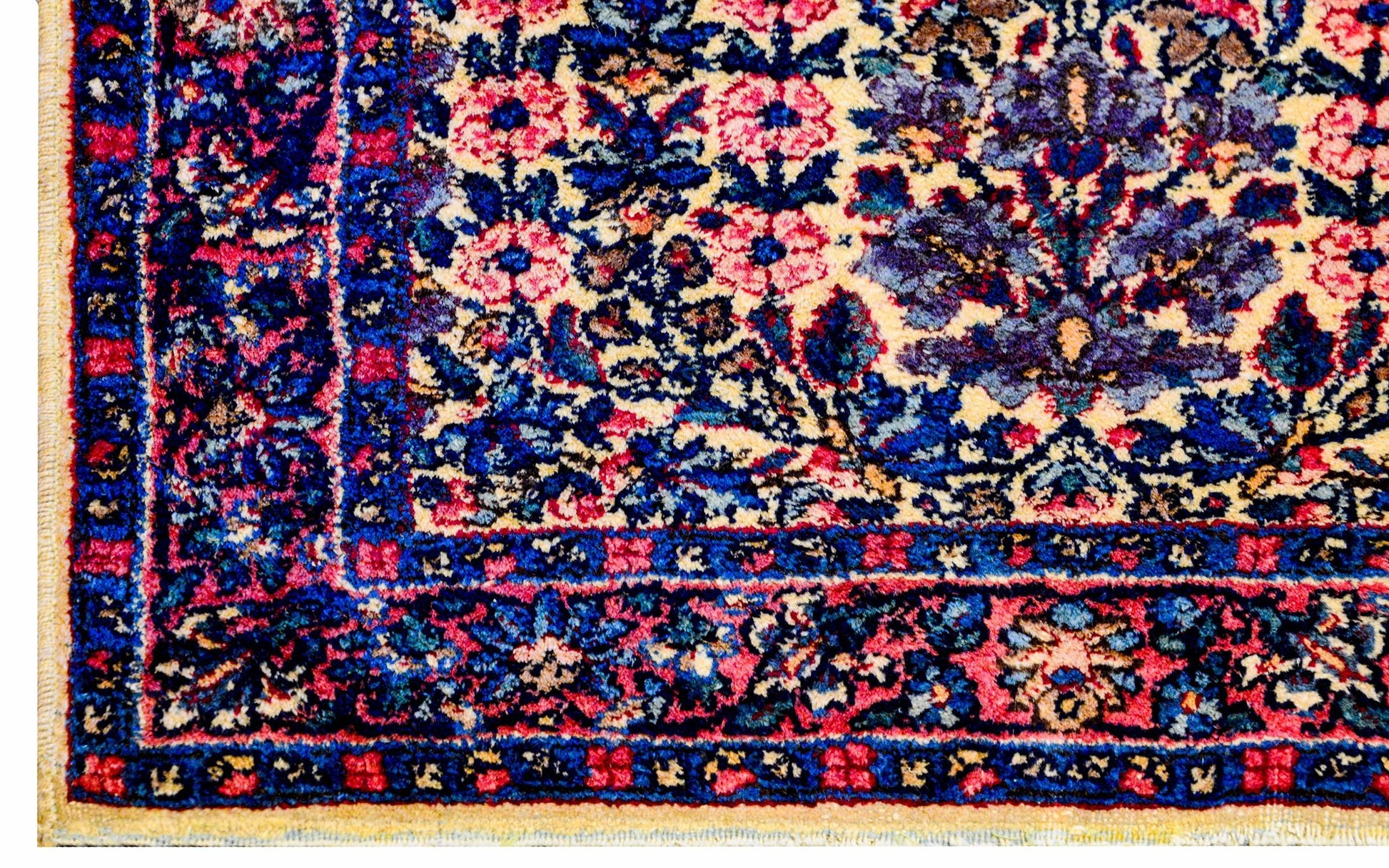 Wonderful Early 20th Century Kirman Rug For Sale