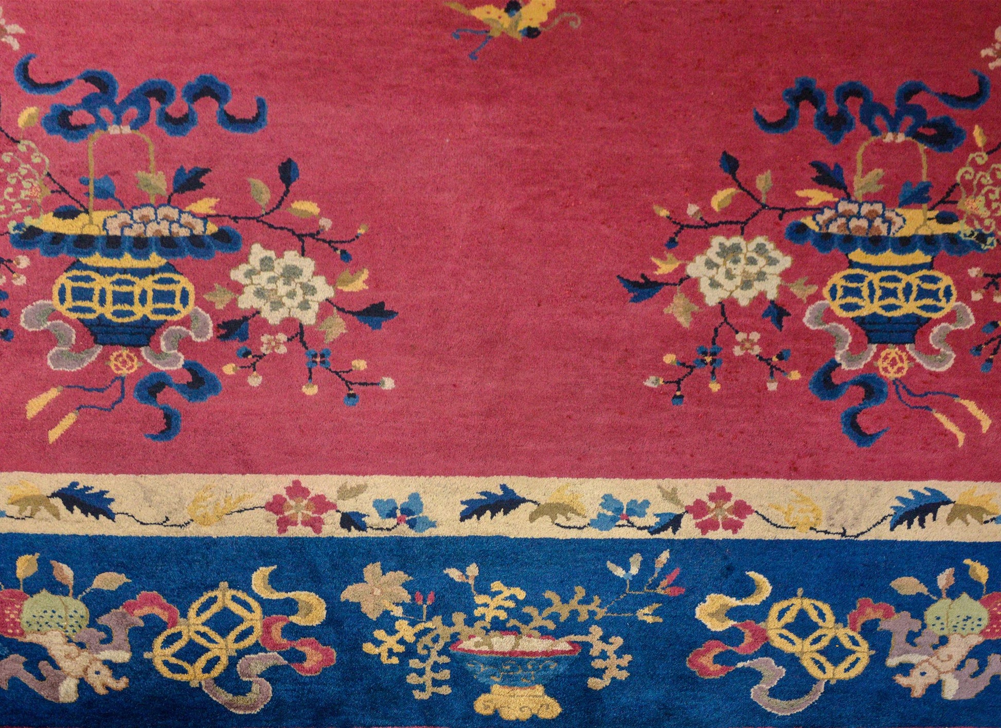 Beautiful Chinese Art Deco Rug For Sale