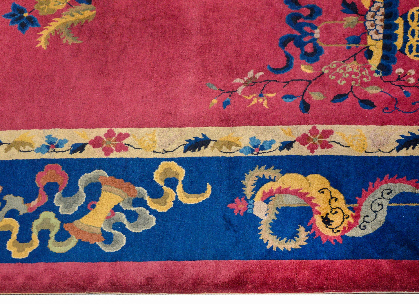 Beautiful Chinese Art Deco Rug For Sale