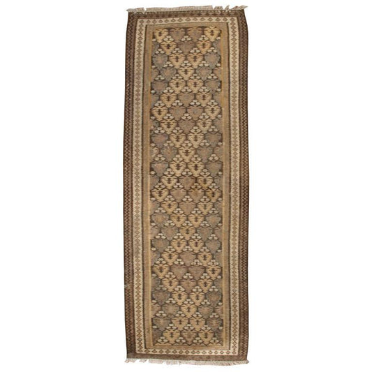 Early 20th Century Qazvin Kilim For Sale