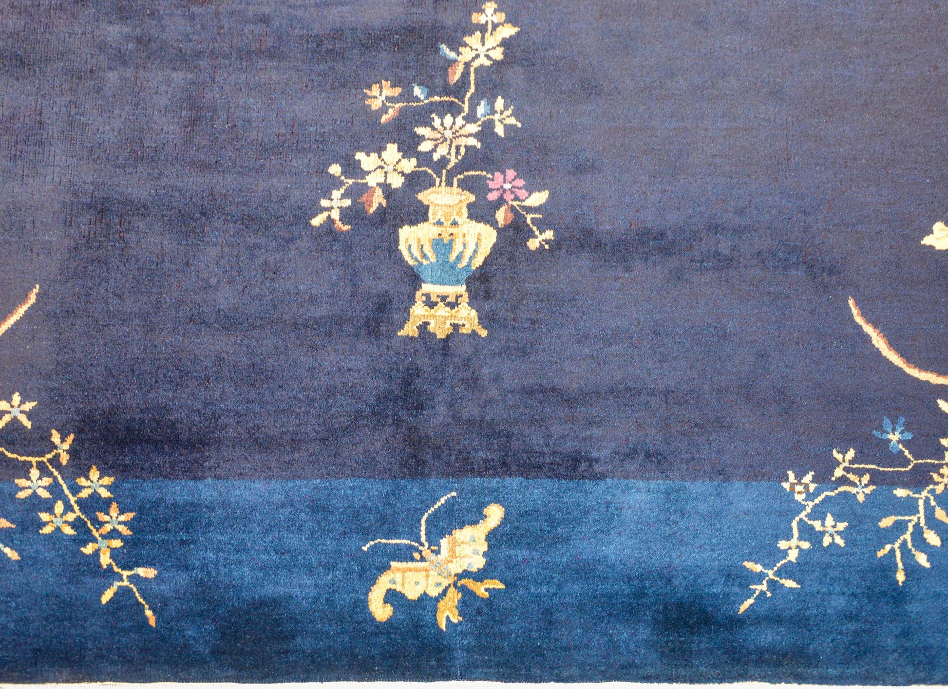 Outstanding Early 20th Century Chinese Art Deco Rug For Sale