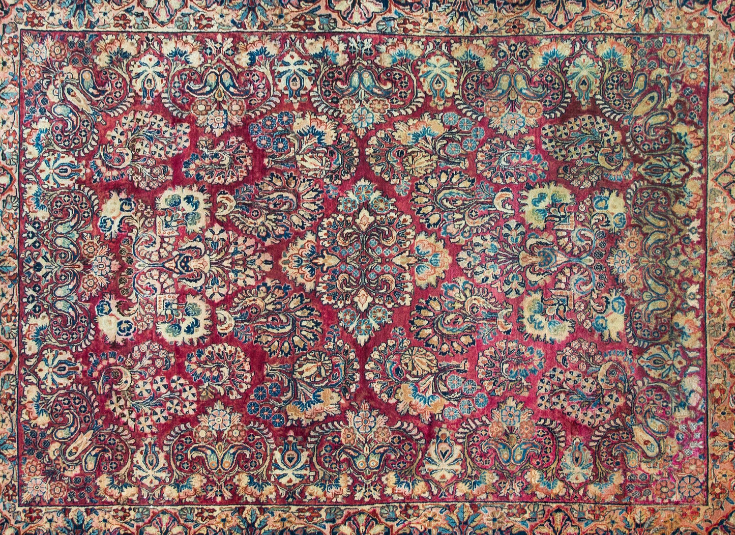 Early 20th Century Persian Sarouk Rug For Sale