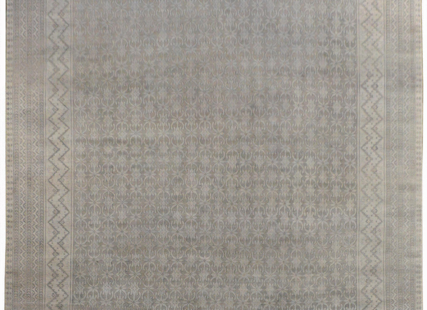 Serene Palatial Size Khanna Rug For Sale