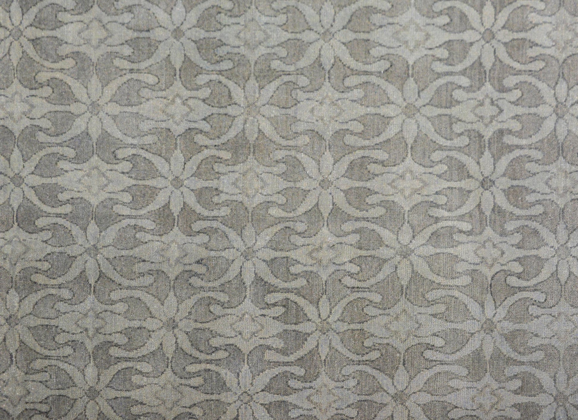 Serene Palatial Size Khanna Rug For Sale