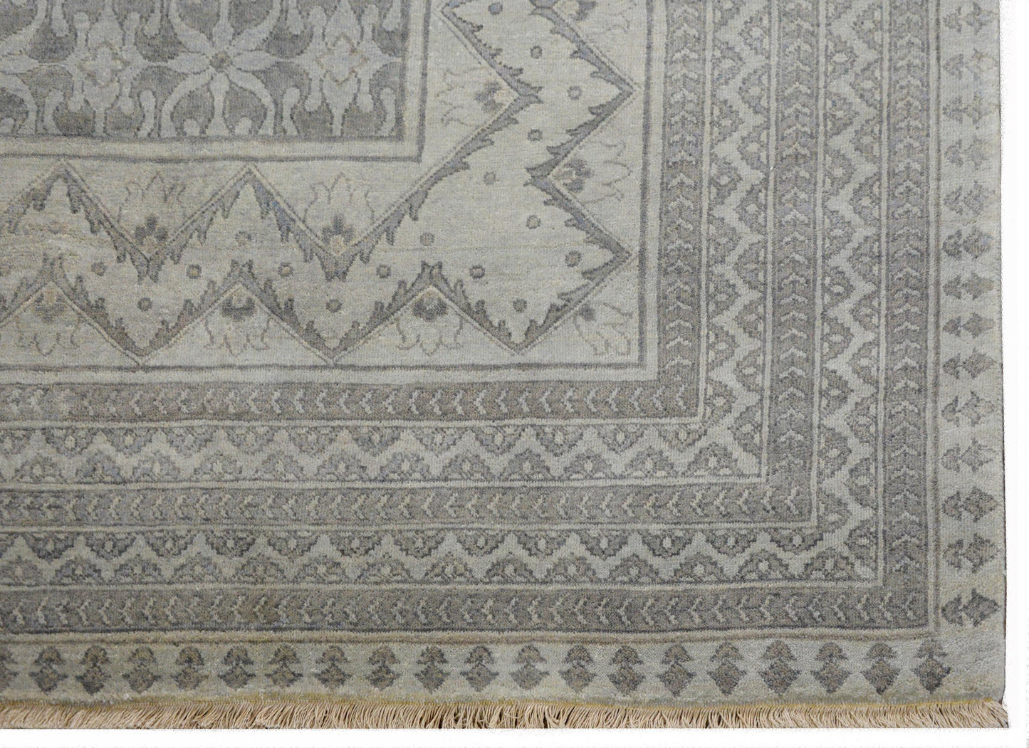 Serene Palatial Size Khanna Rug For Sale
