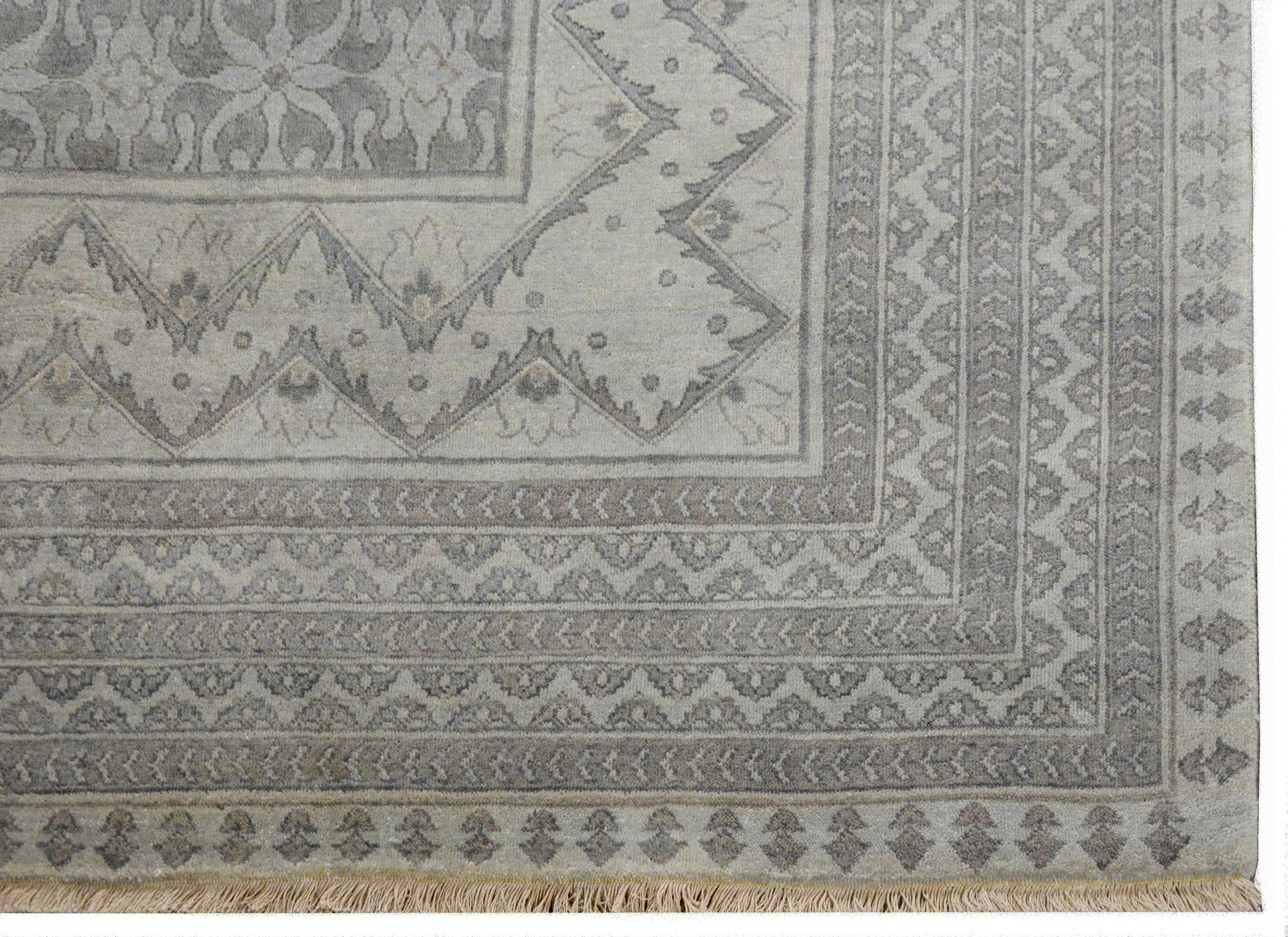 Serene Palatial Size Khanna Rug For Sale