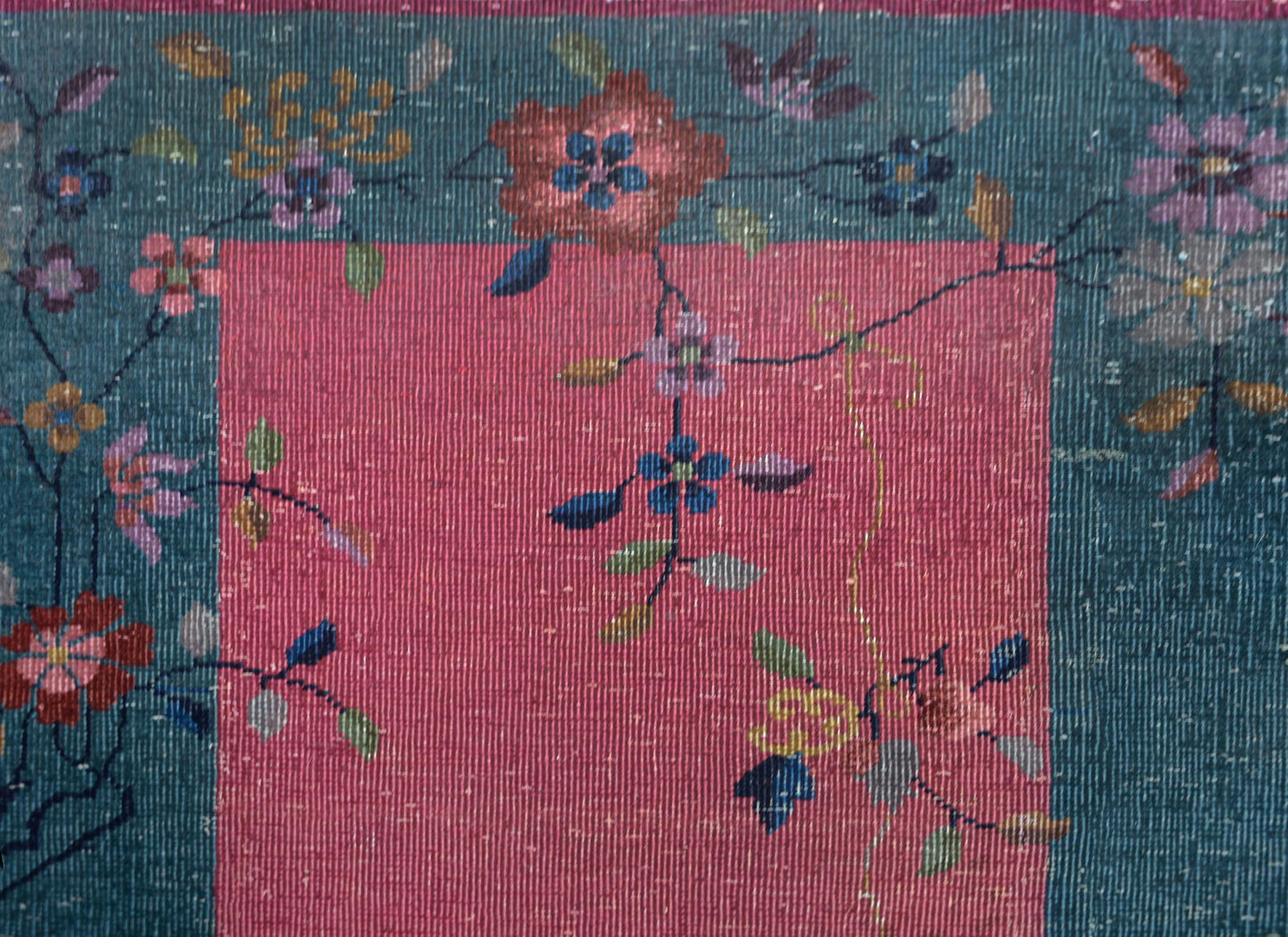 Early 20th Century Chinese Art Deco Rug For Sale