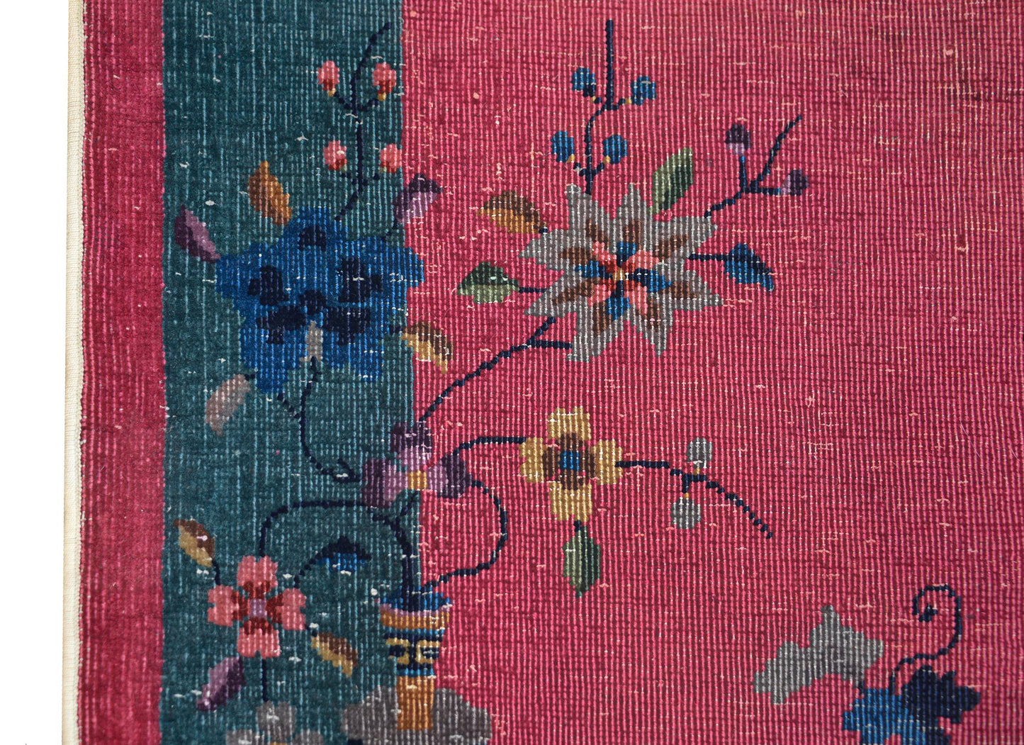 Early 20th Century Chinese Art Deco Rug For Sale