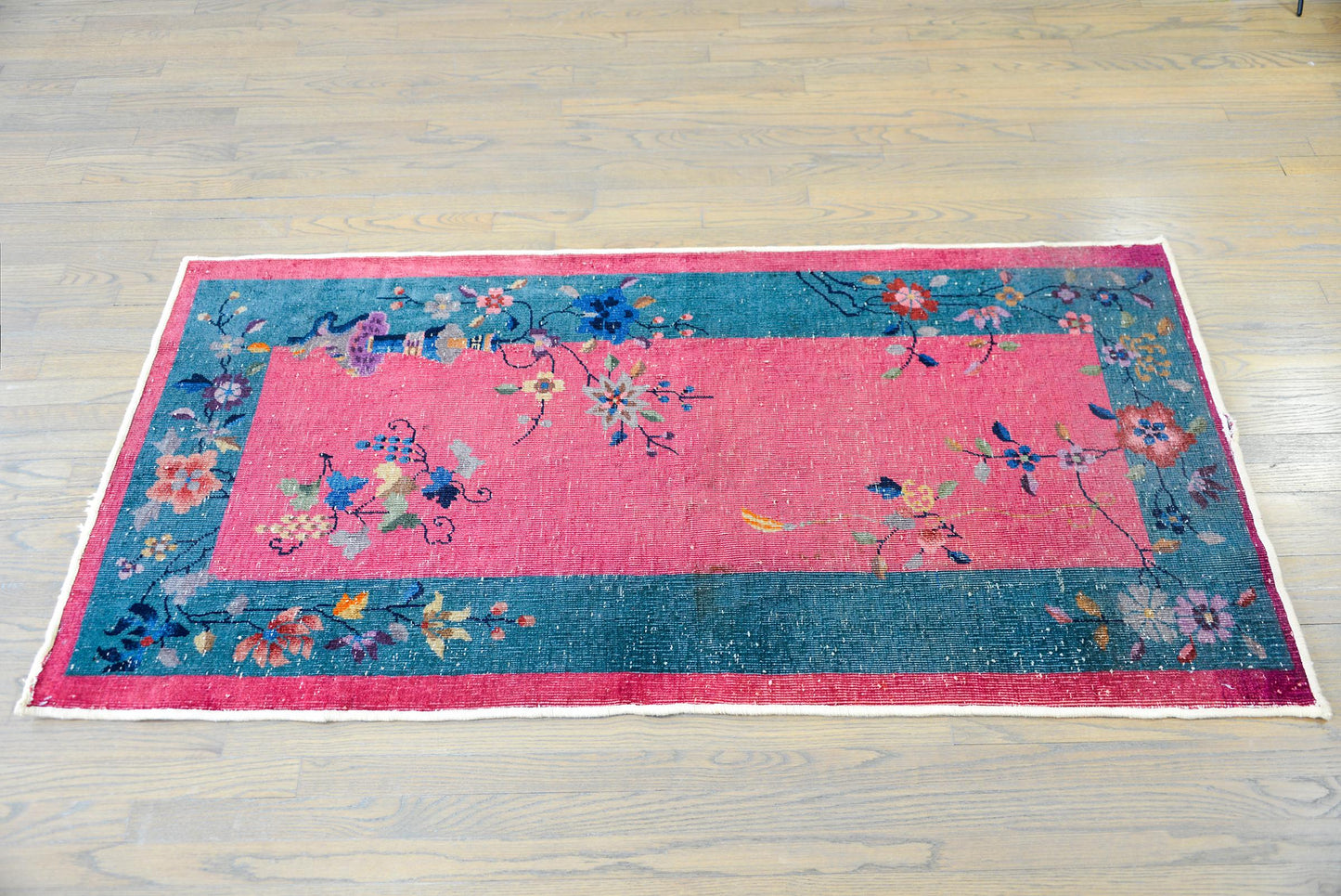 Early 20th Century Chinese Art Deco Rug For Sale