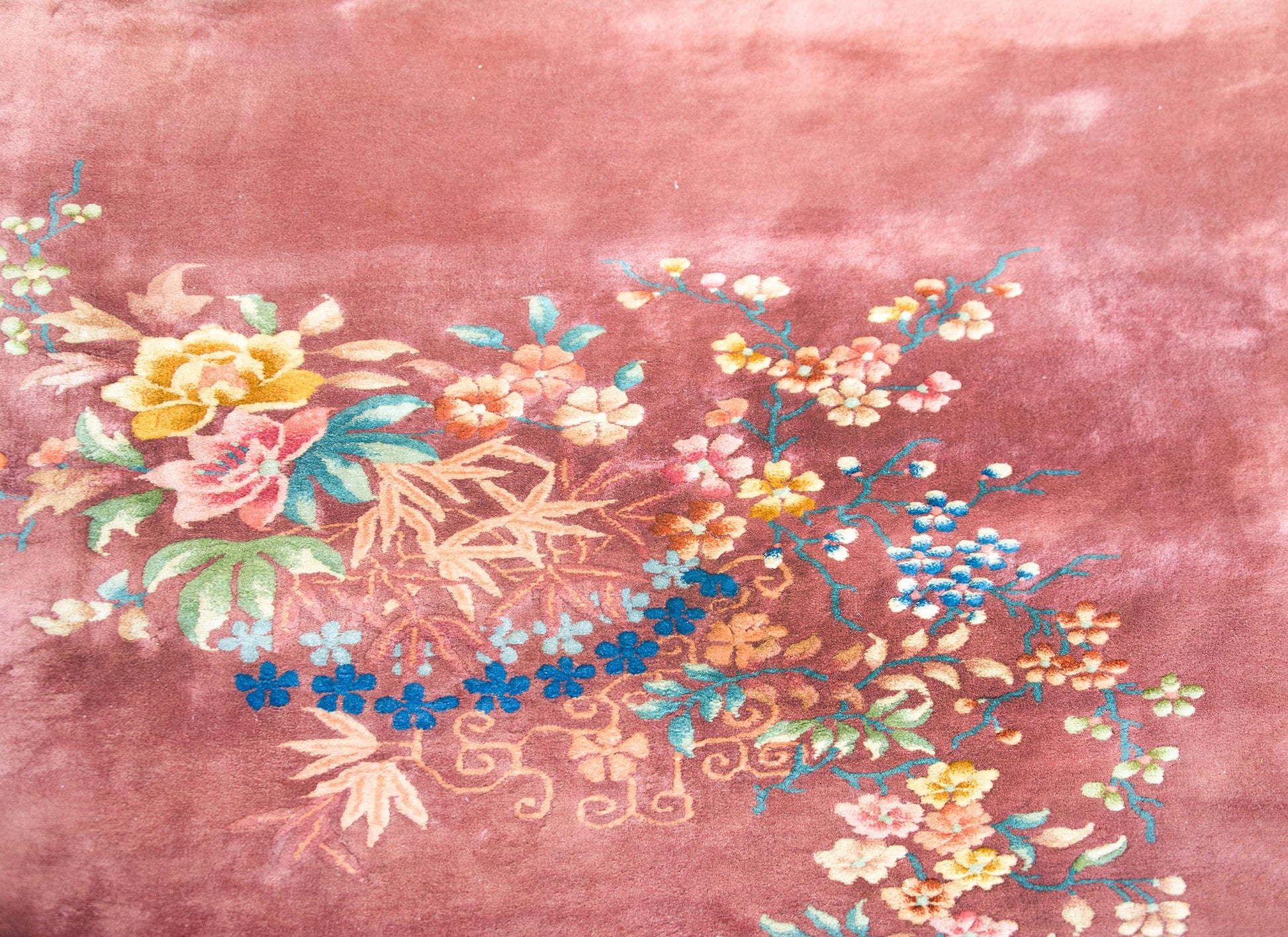 Early 20th Century Chinese Art Deco Rug For Sale