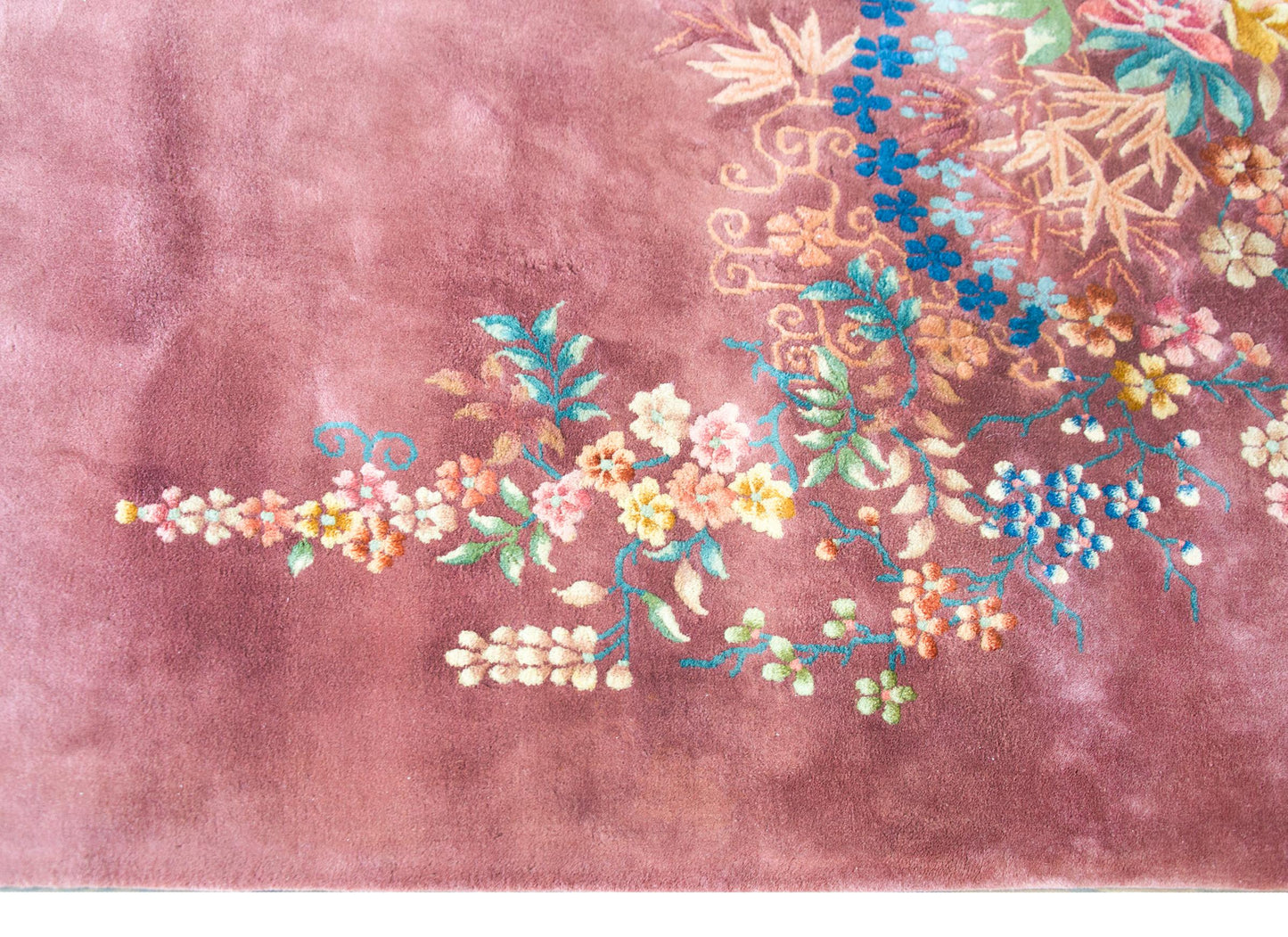 Early 20th Century Chinese Art Deco Rug For Sale
