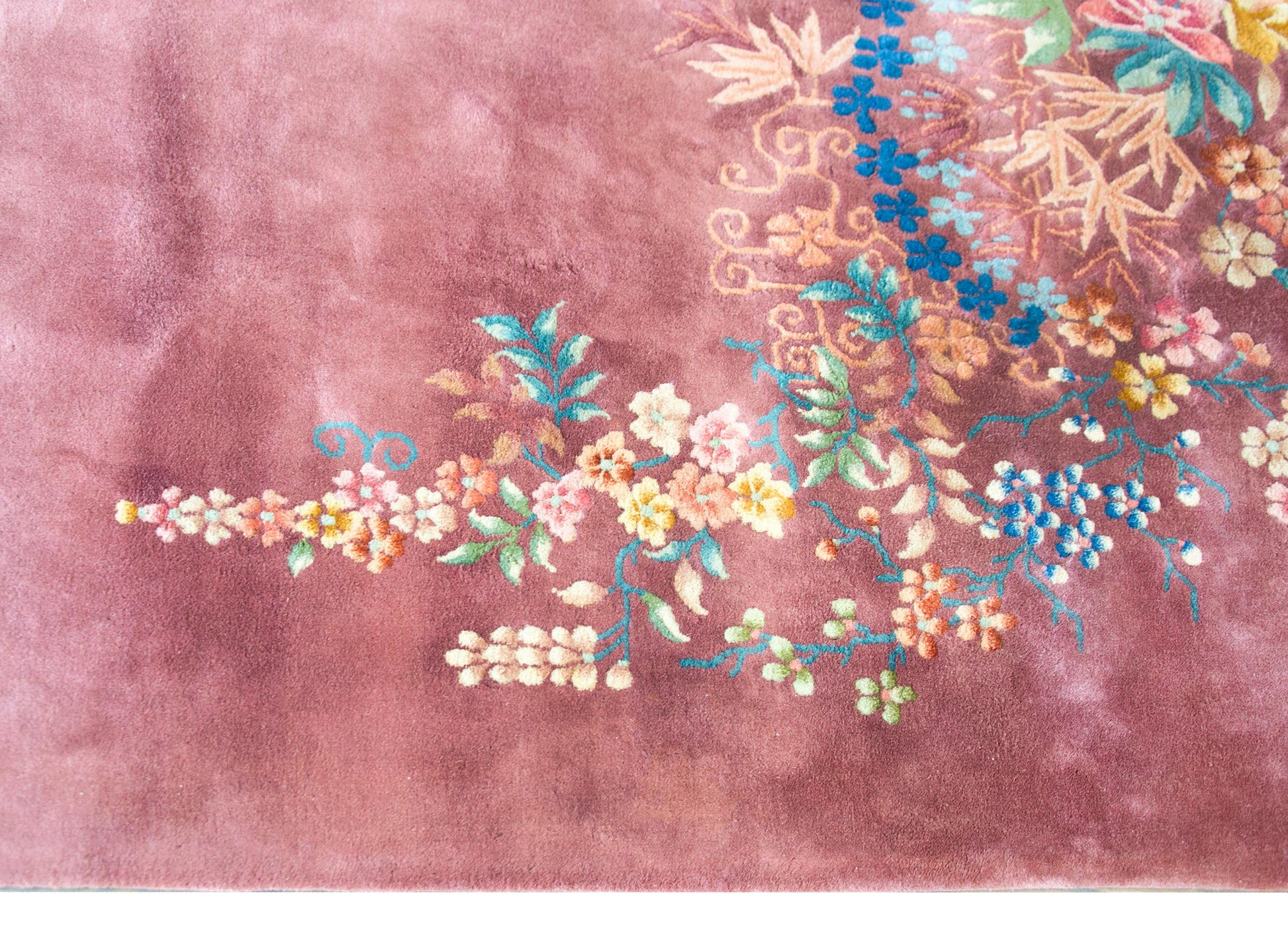 Early 20th Century Chinese Art Deco Rug For Sale
