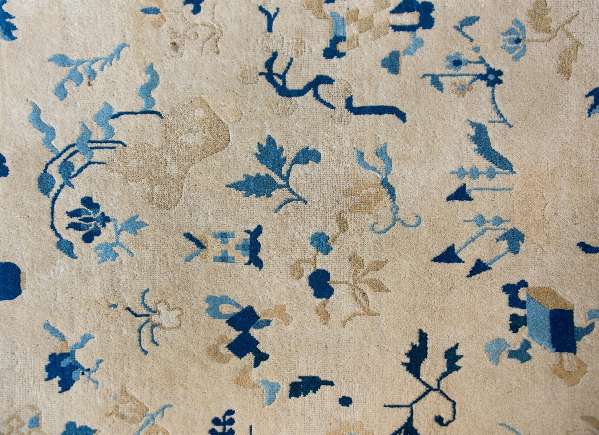 Late 19th Century Chinese Peking Rug For Sale