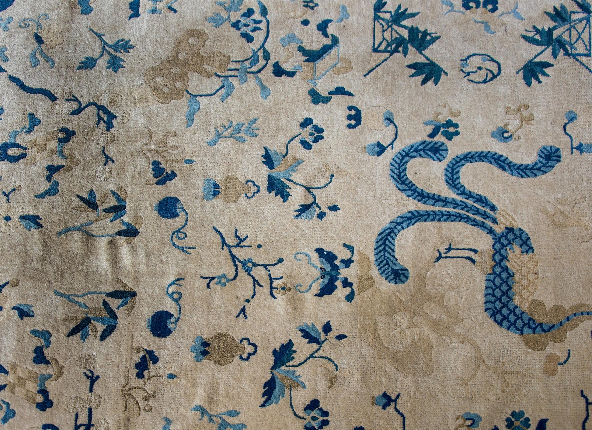 Late 19th Century Chinese Peking Rug For Sale