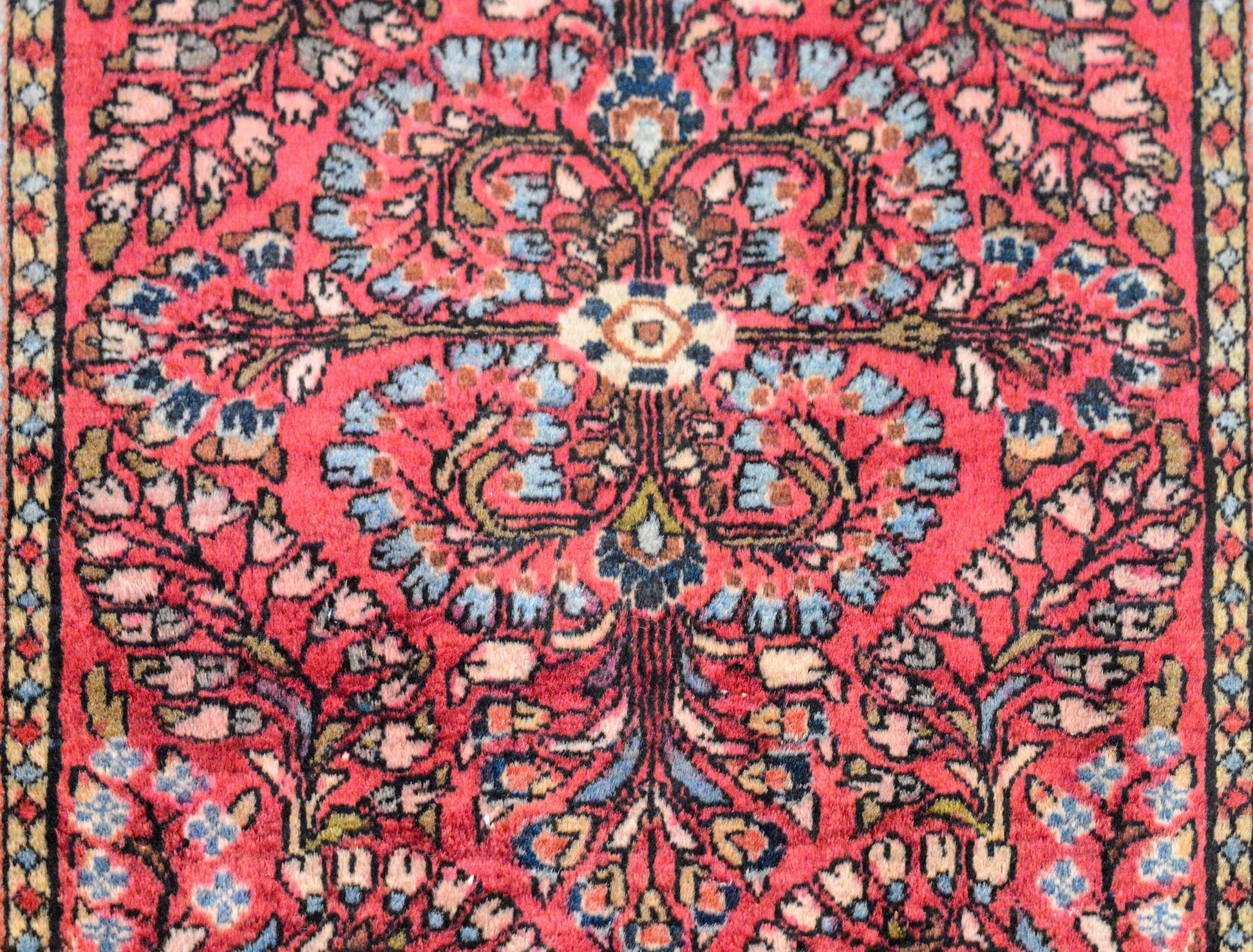 Petite Early 20th Century Sarouk Rug For Sale