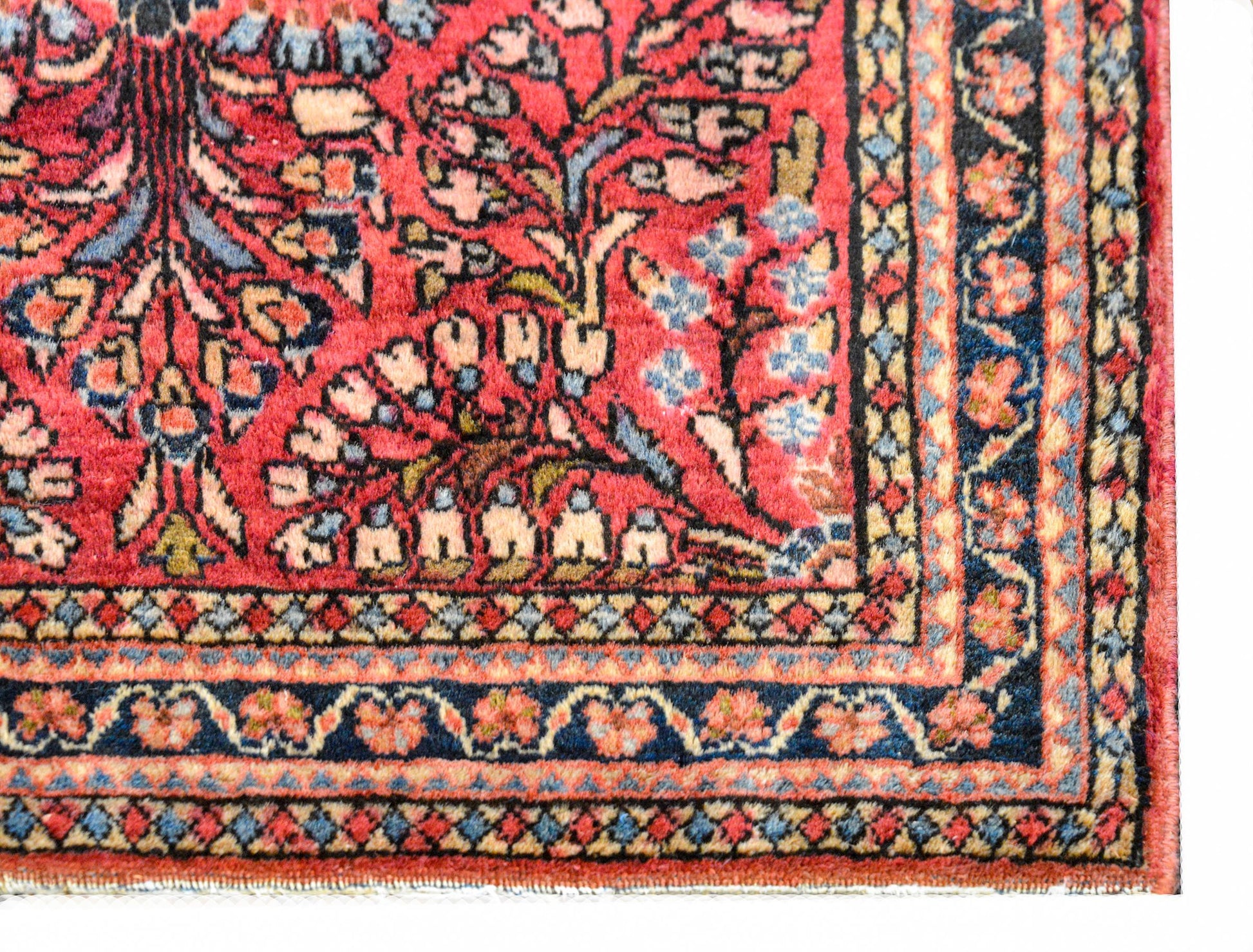 Petite Early 20th Century Sarouk Rug For Sale