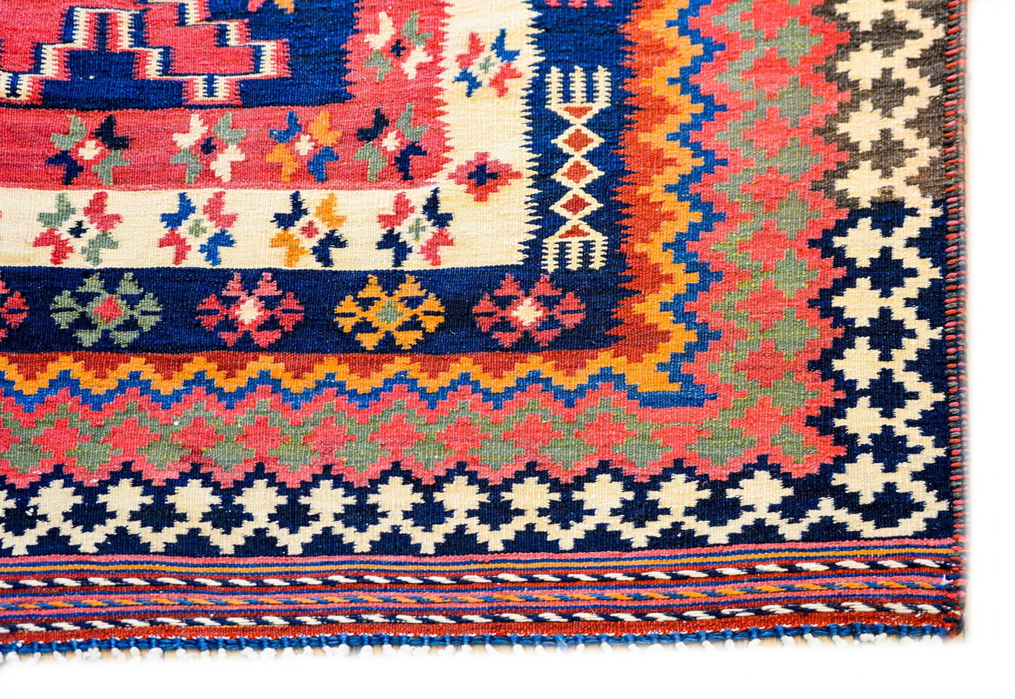 Exceptional Late 20th Century Saveh Kilim Rug For Sale