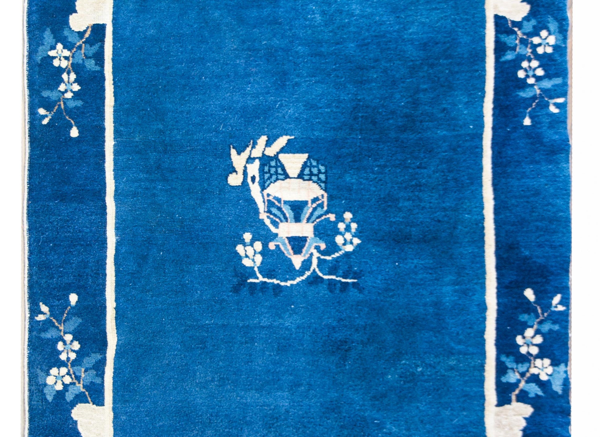 Early 20th Century Chinese Art Deco Rug For Sale