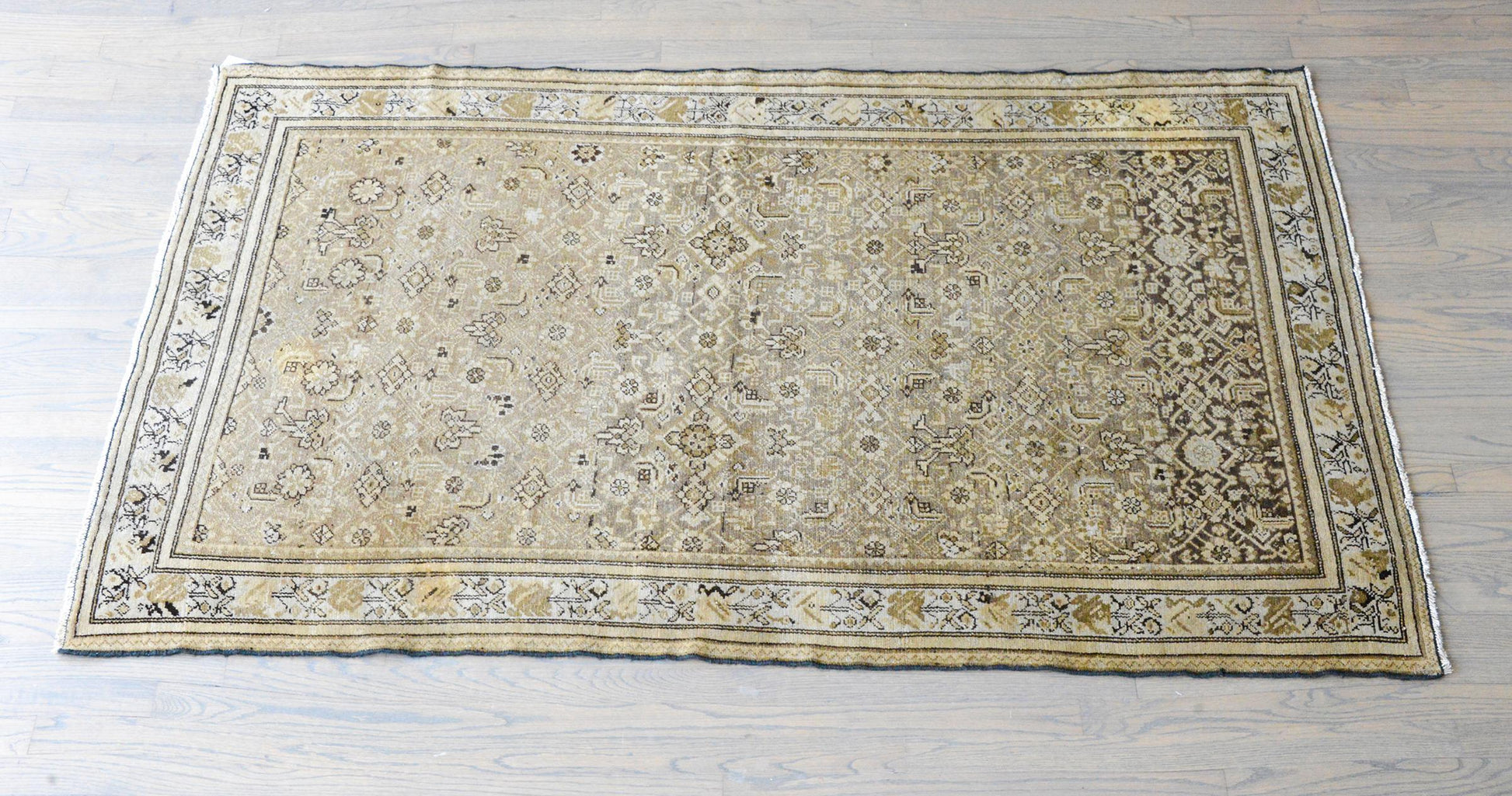 Mid-20th Century Malayer Rug For Sale